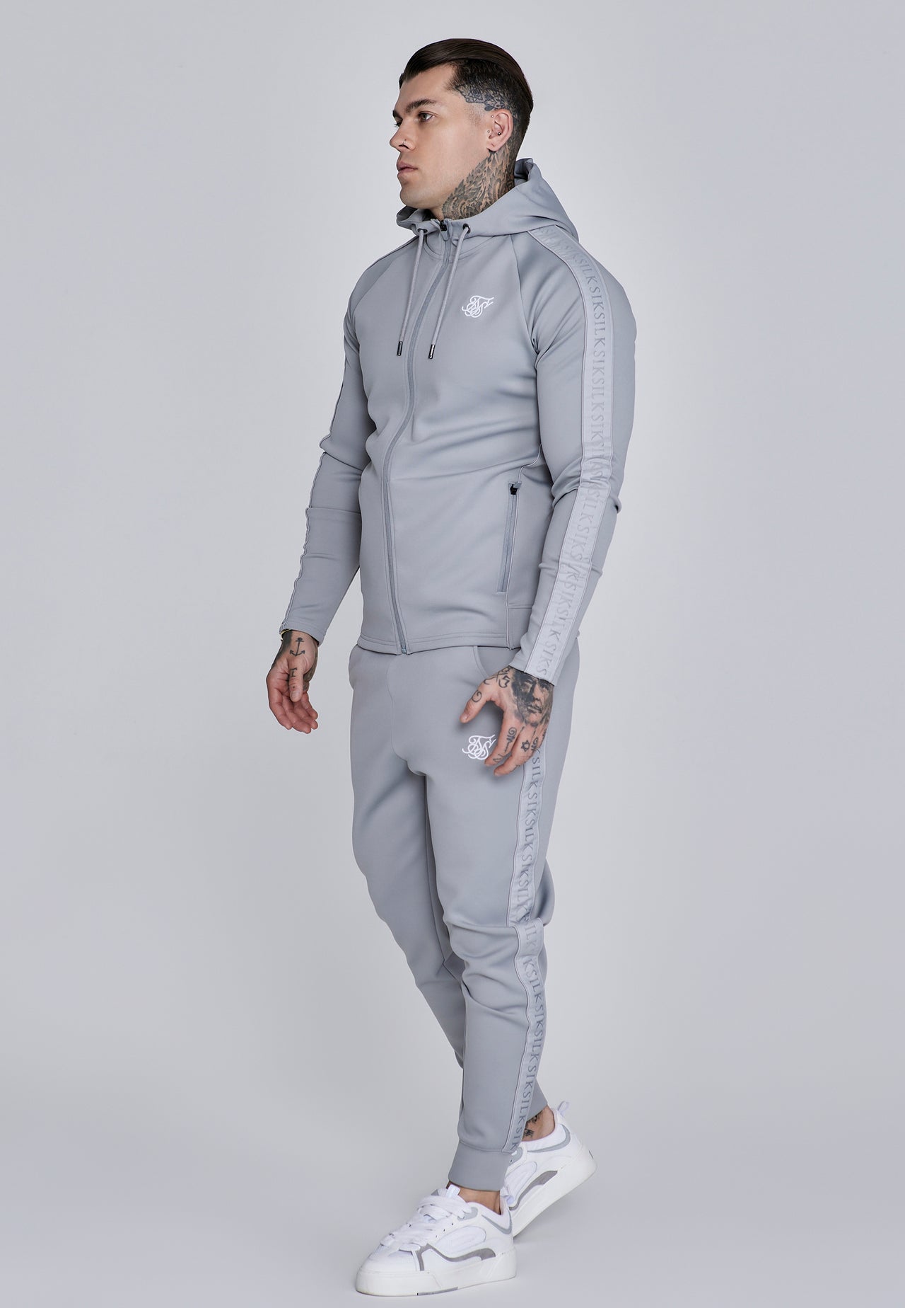Grey Hoodie and Joggers Set (4)