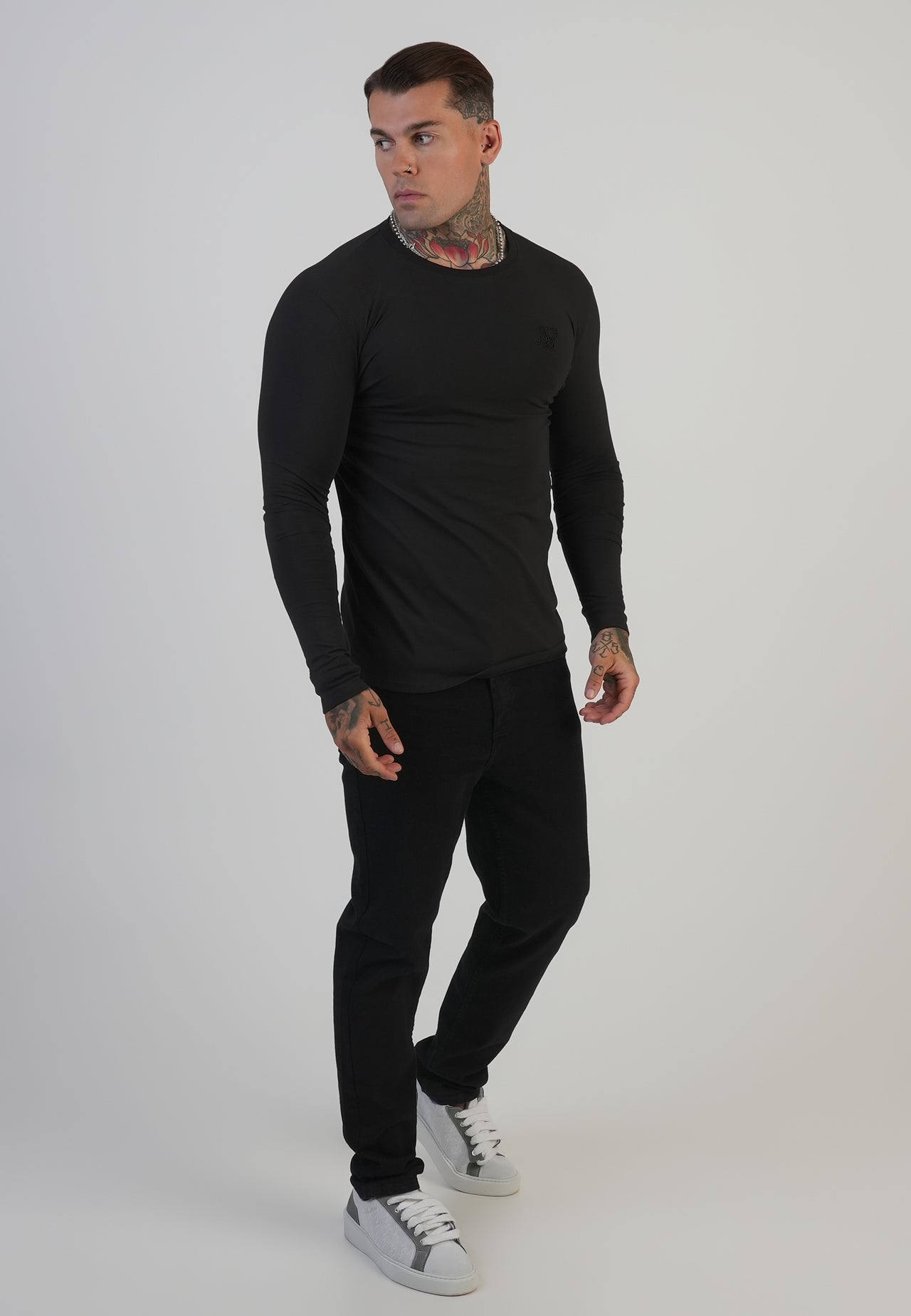 Black Long Sleeve T-Shirt (3)