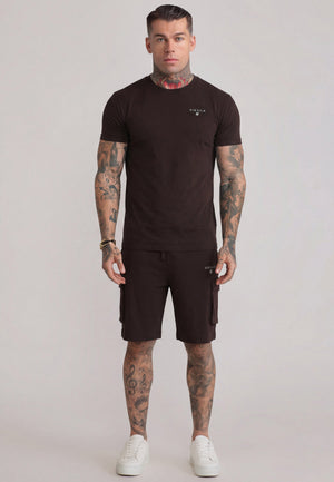 Braunes T-Shirt- und Shorts-Set
