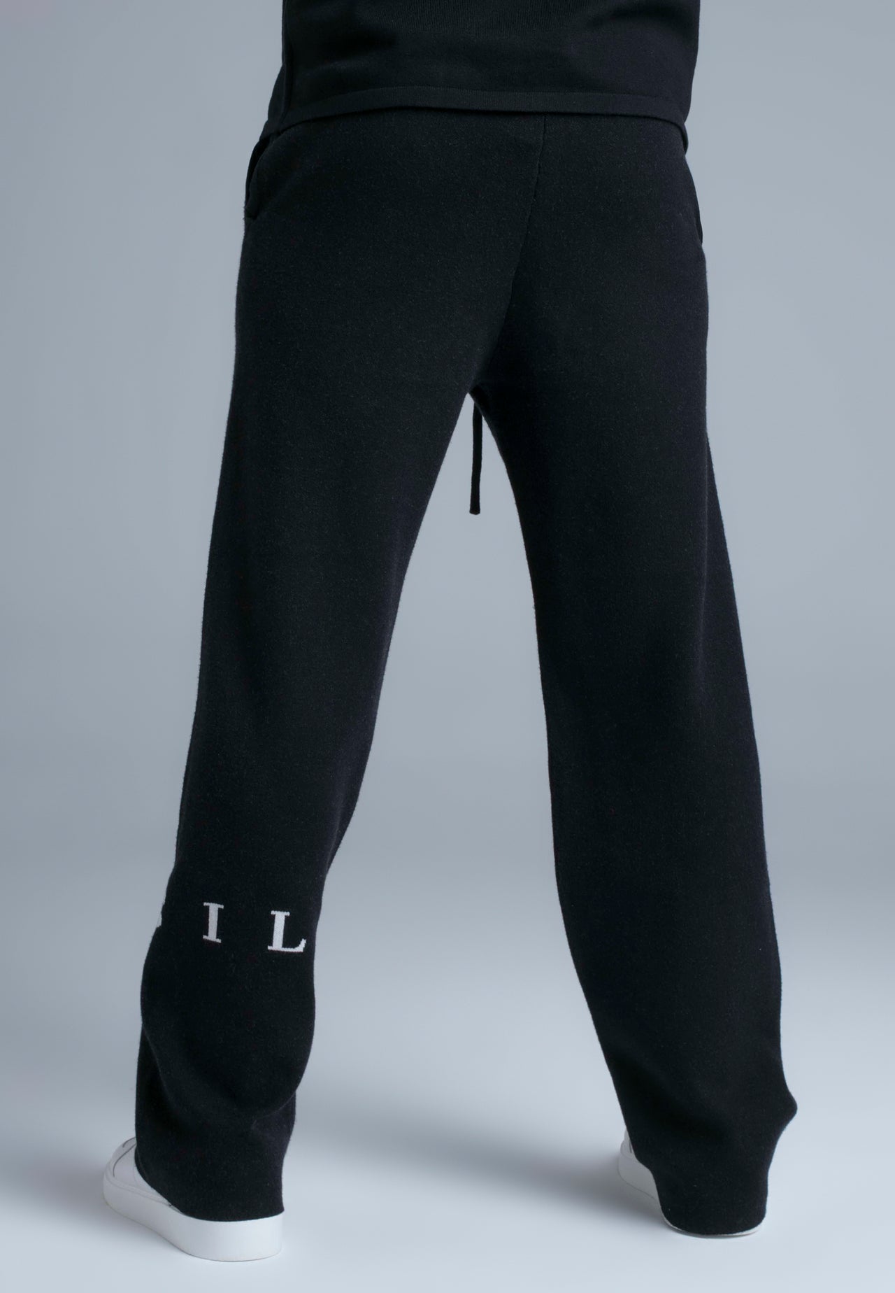Black Knitted Track Pants (3)