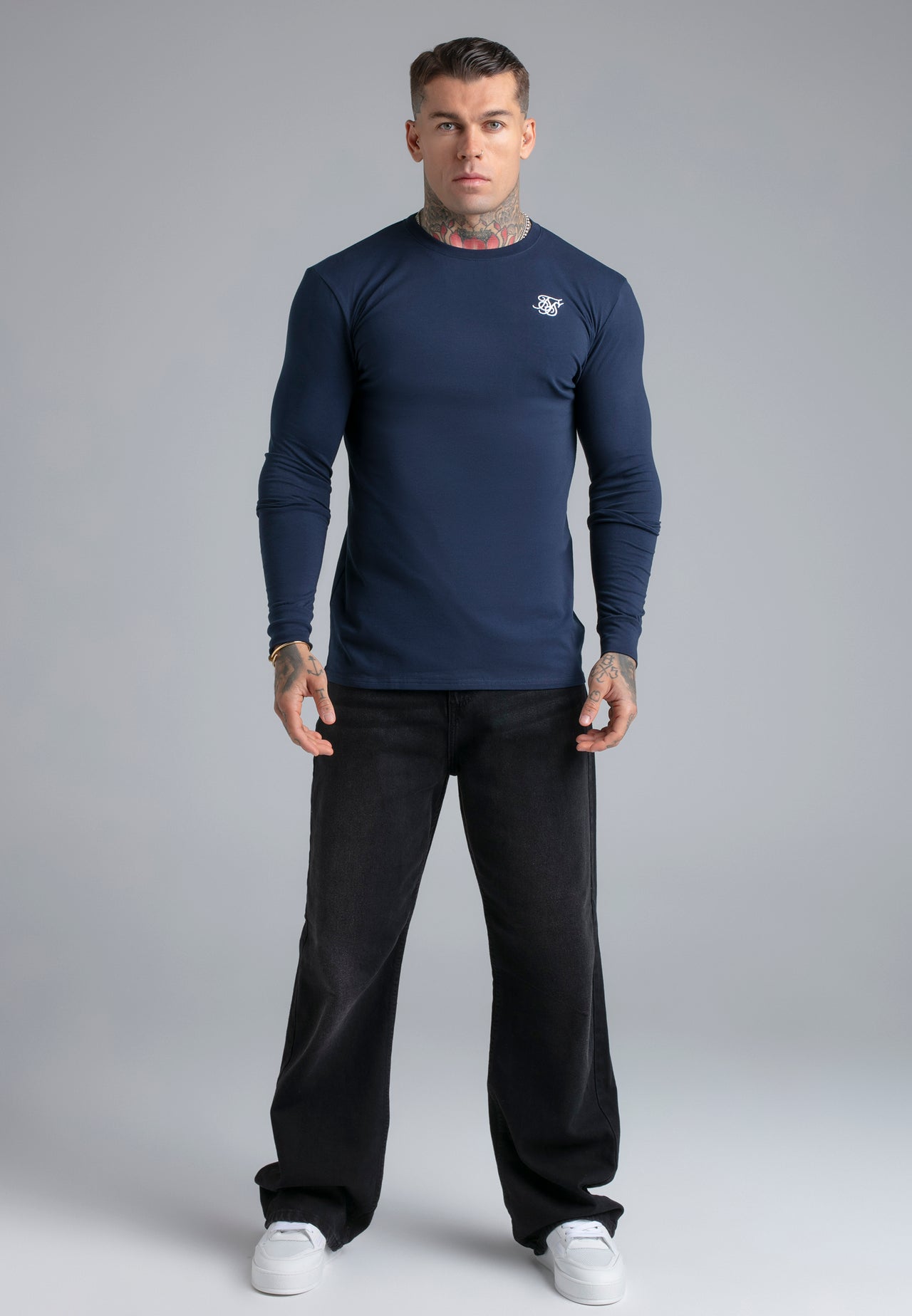 Navy Essentials LS T-Shirt (2)