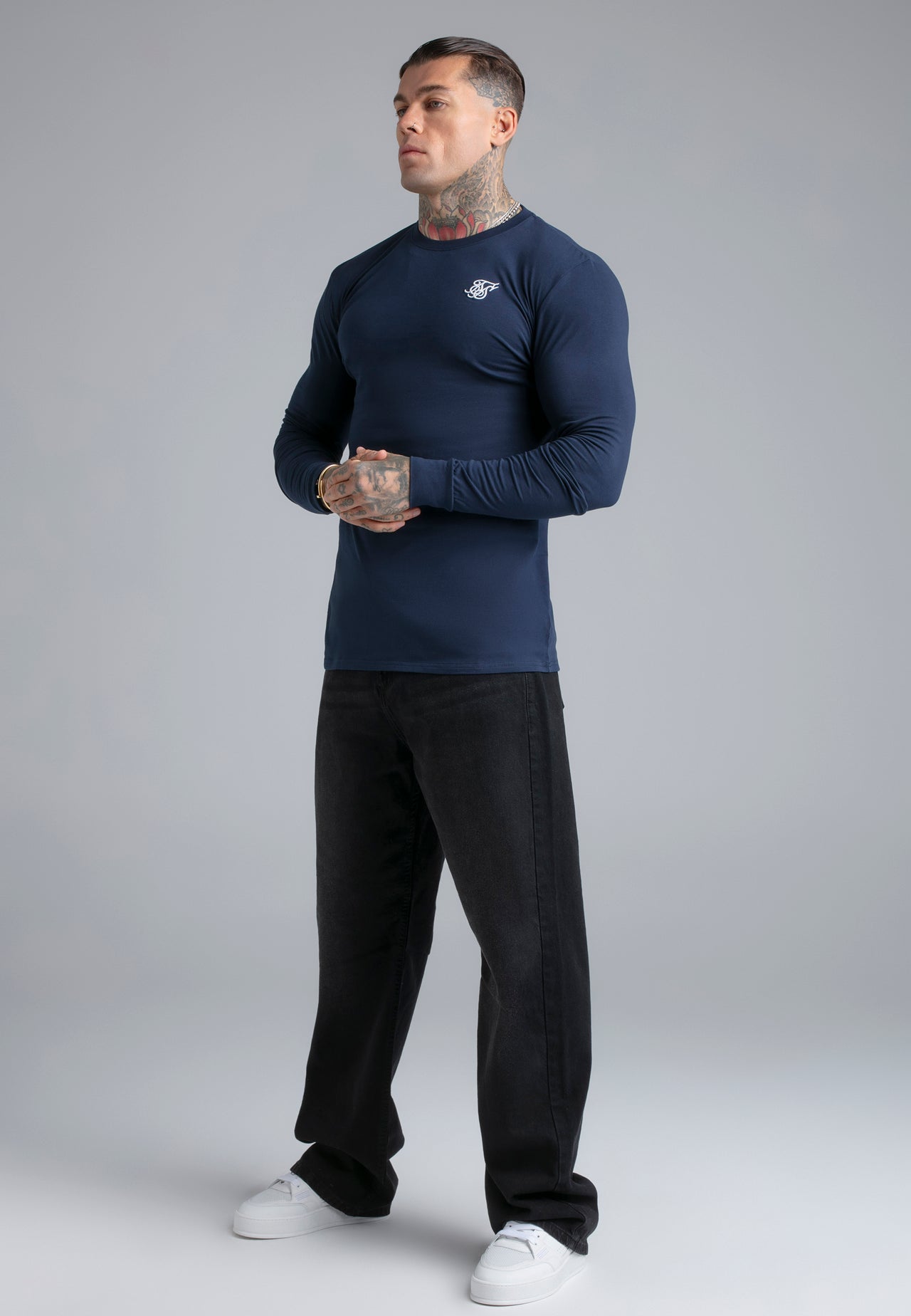 Navy Essentials LS T-Shirt (3)