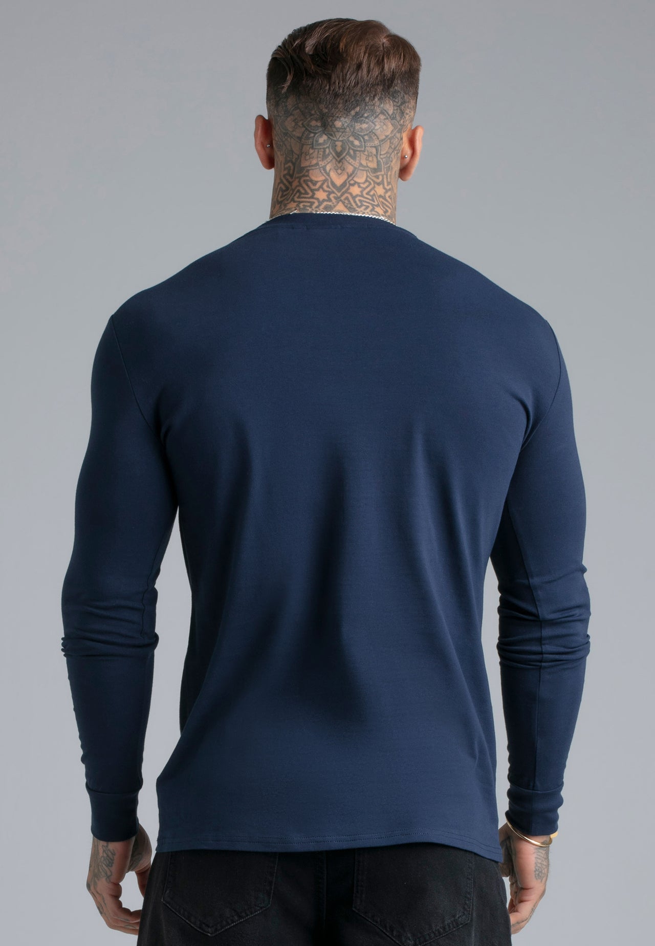 Navy Essentials LS T-Shirt (4)
