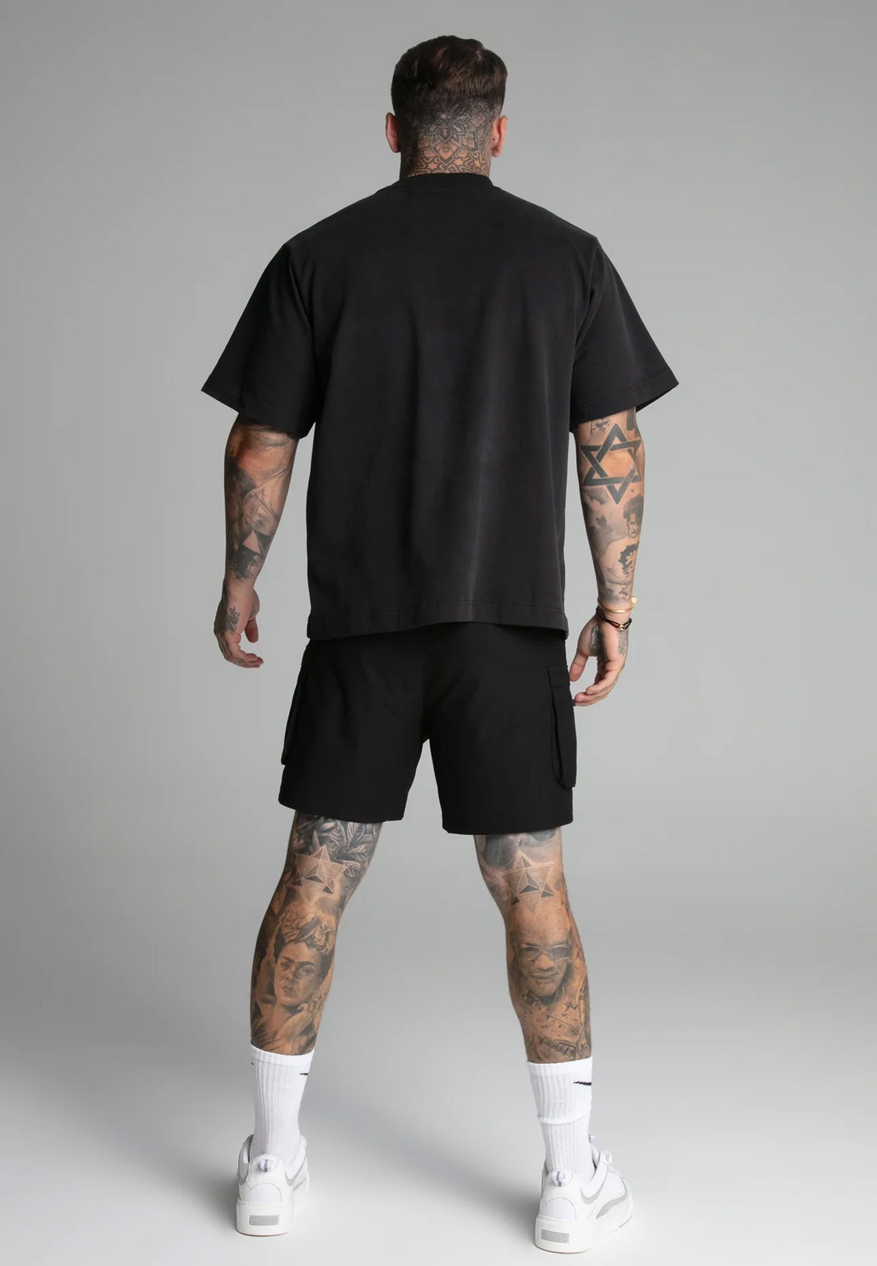 Black Oversized T-Shirt (5)