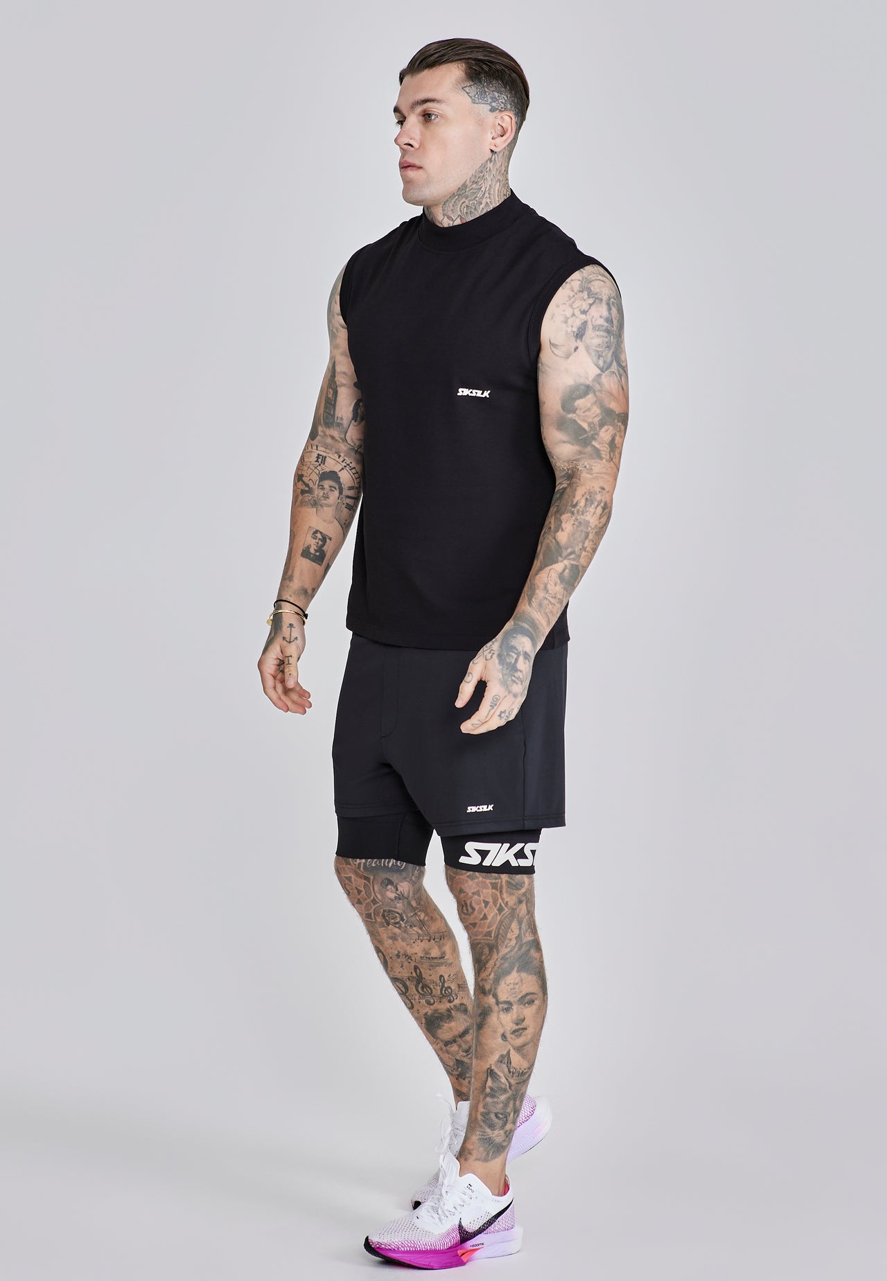 Black Sleeveless T-Shirt (3)
