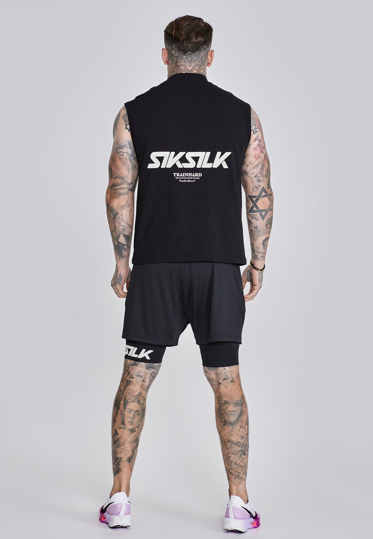 Black Sleeveless T-Shirt (4)