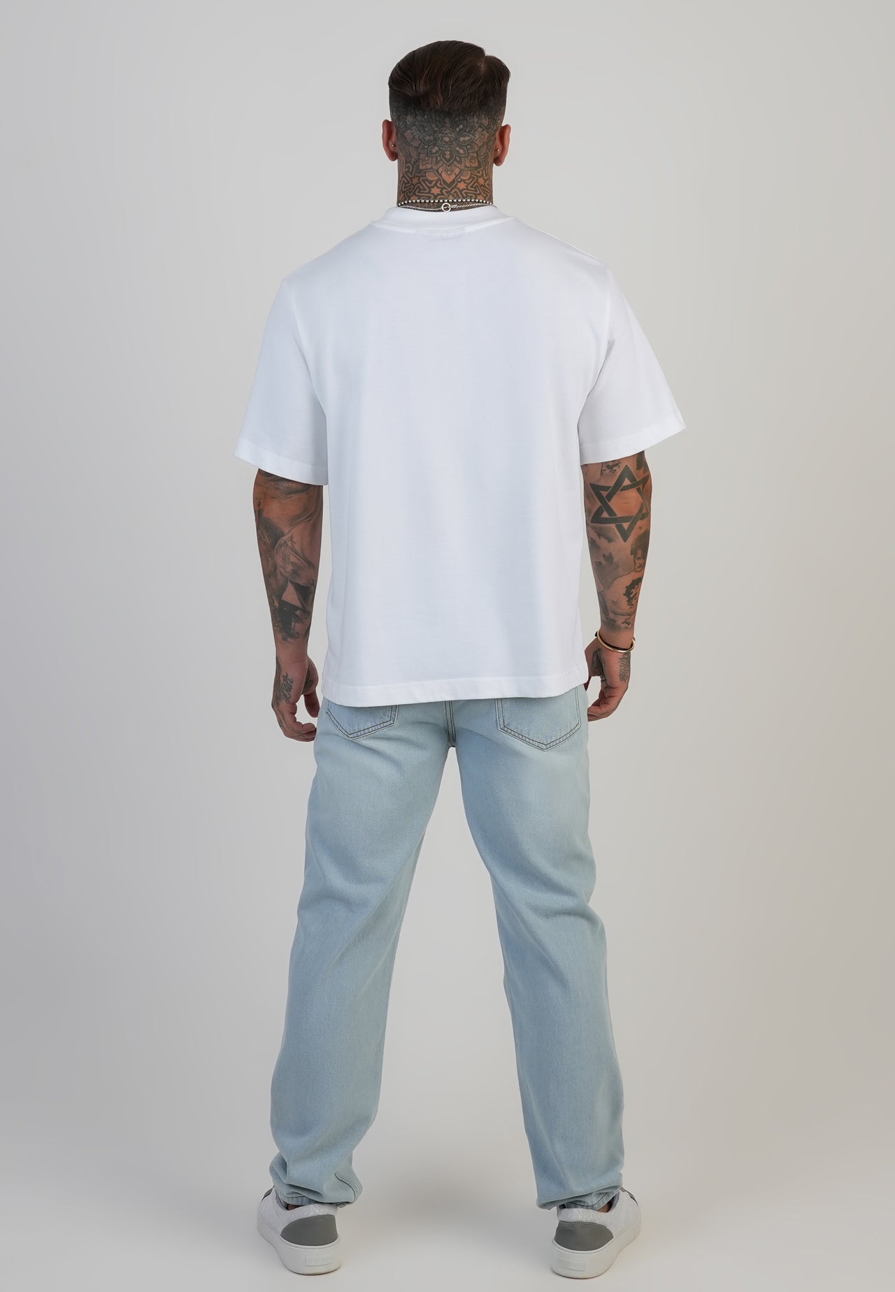 Washed Light Blue Straight Fit Jeans (4)