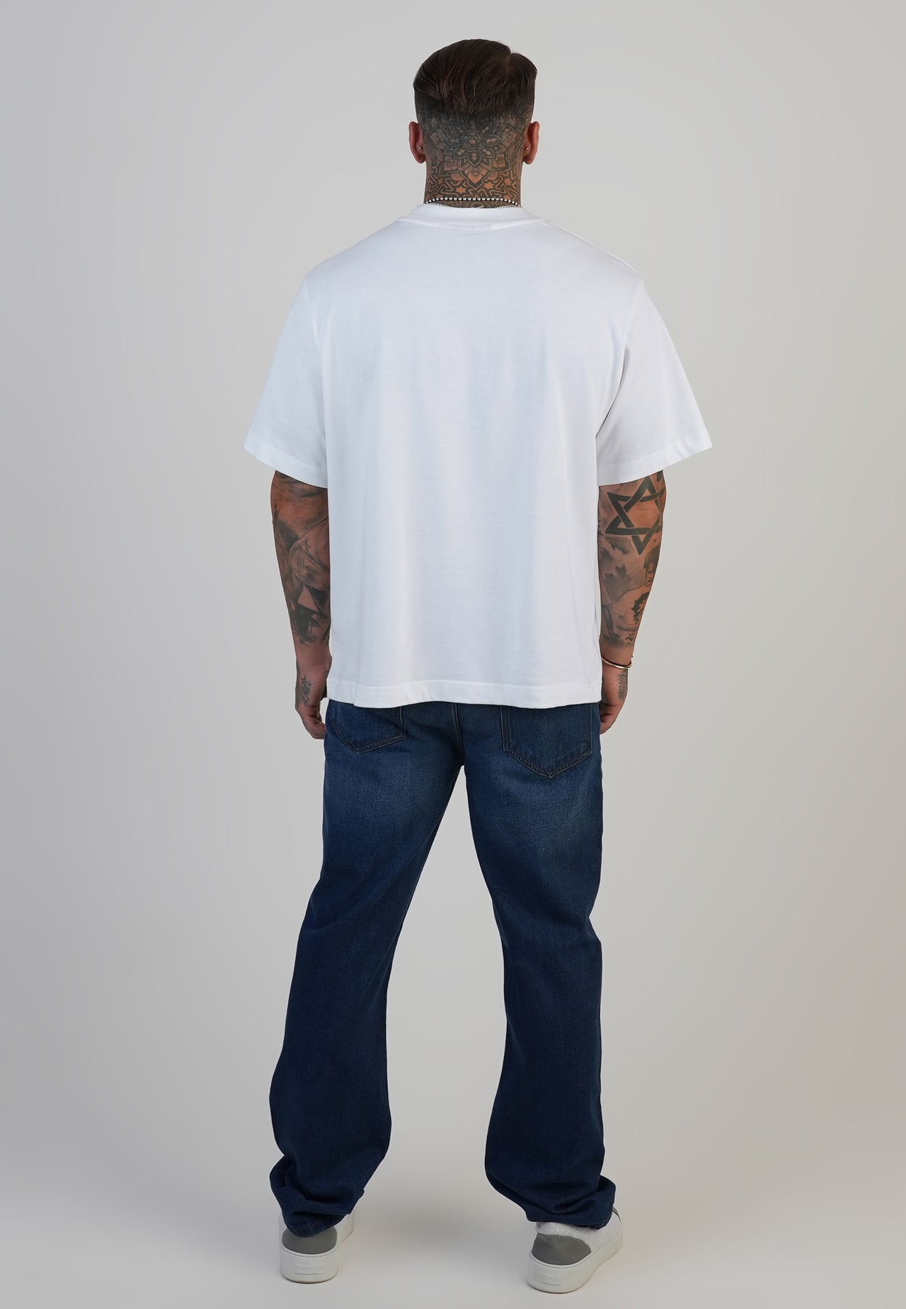 Washed Dark Blue Straight Fit Jeans (4)