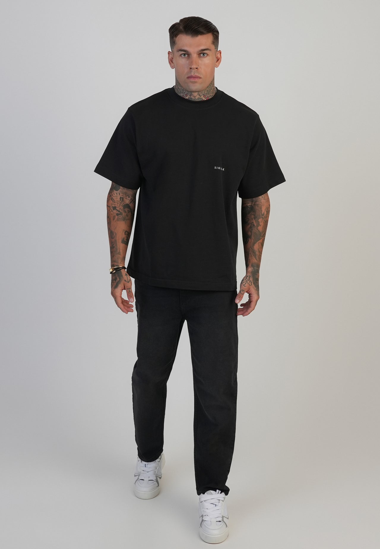 Black Tapered Fit Jeans (3)