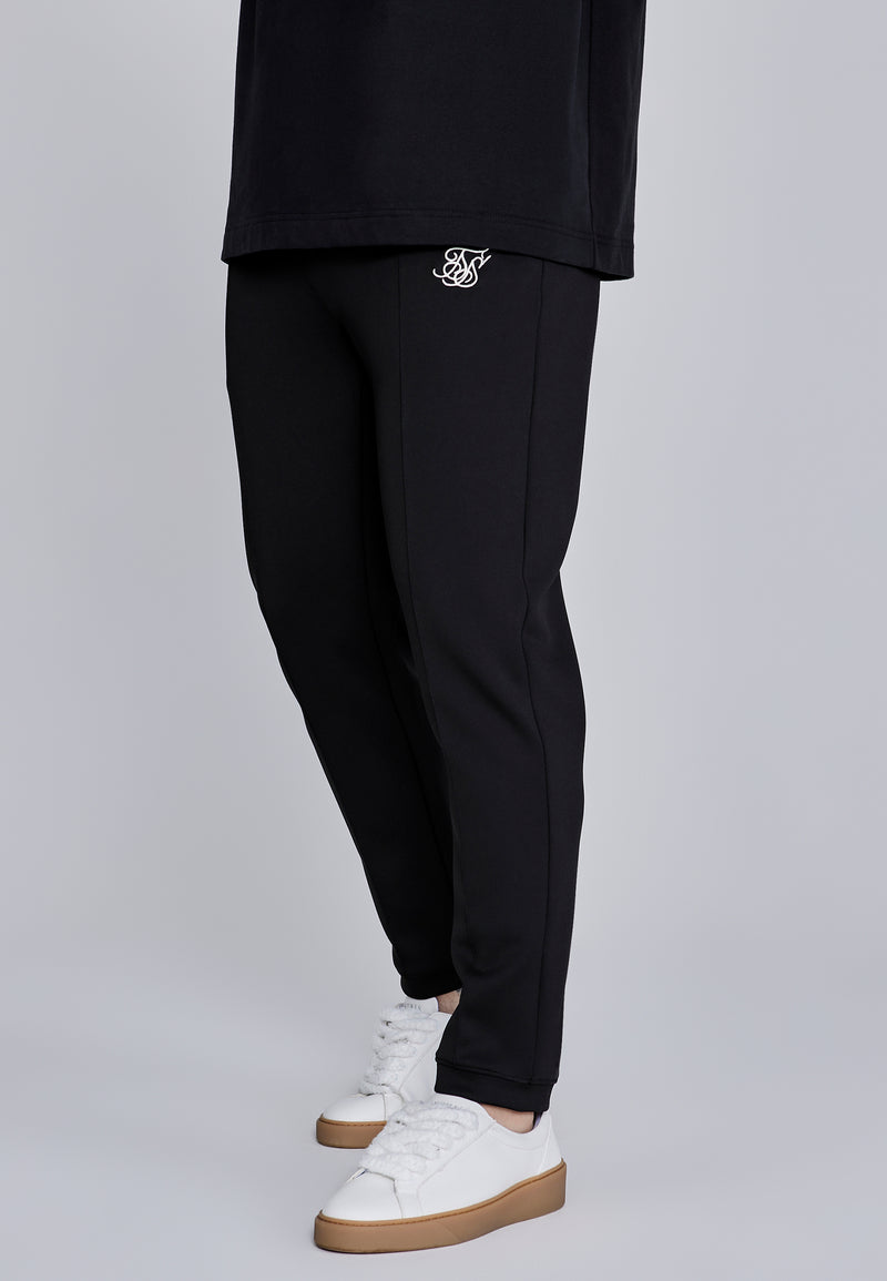 Black Essentials Pleated Pants