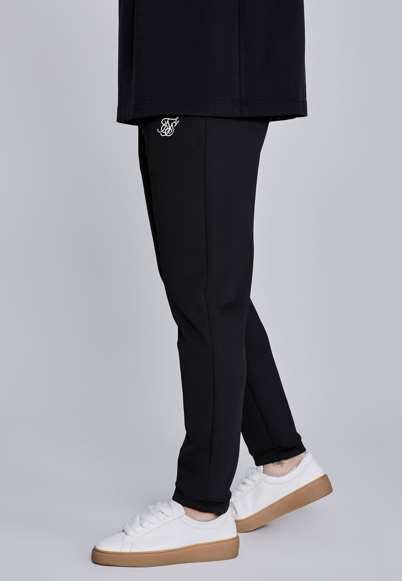 Black Essentials Pleated Pants (1)