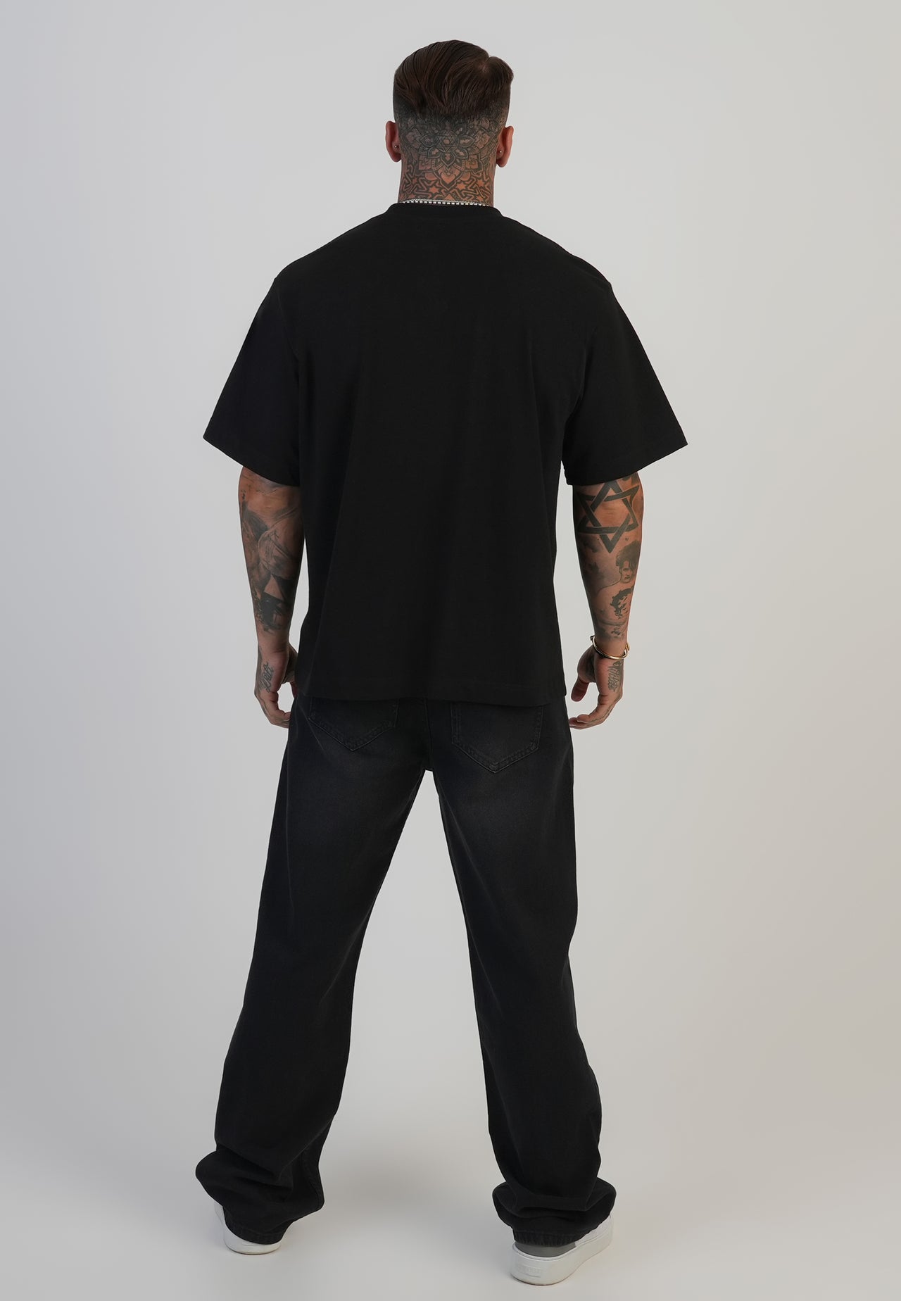 Black Logo T-Shirt (4)