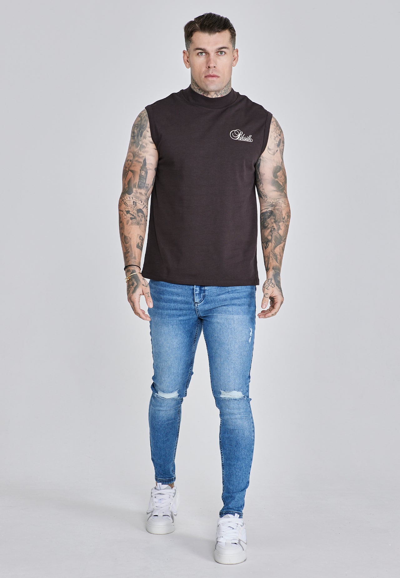 Black Sleeveless T-Shirt (2)