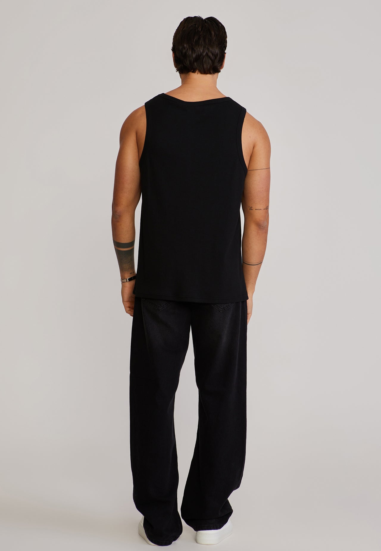 Black Loose Fit Vest (4)