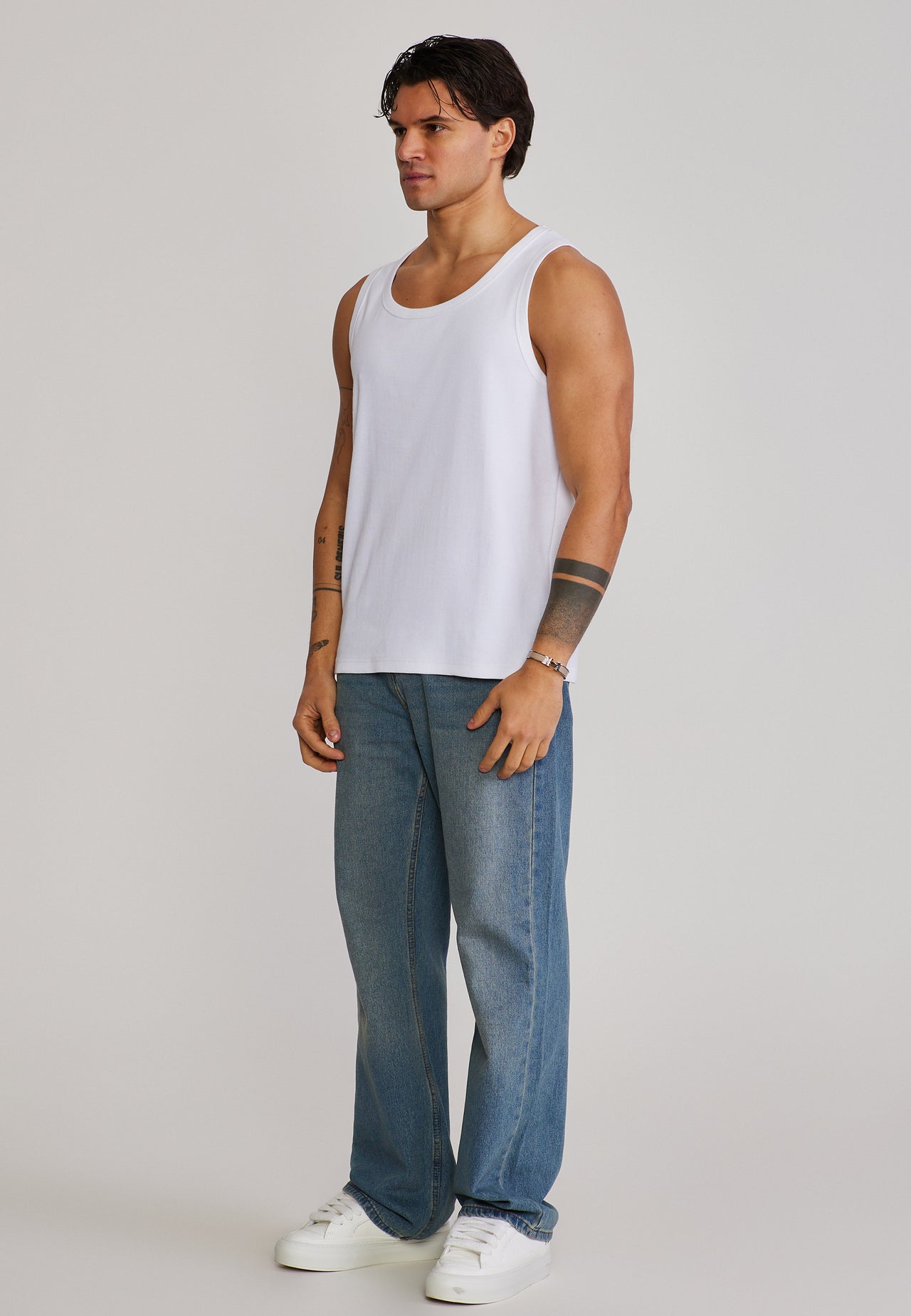 White Loose Fit Vest (3)