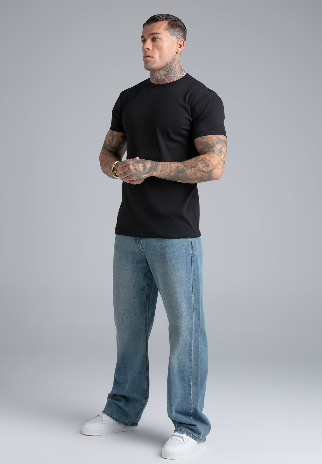 Black Muscle Fit T-Shirt (3)