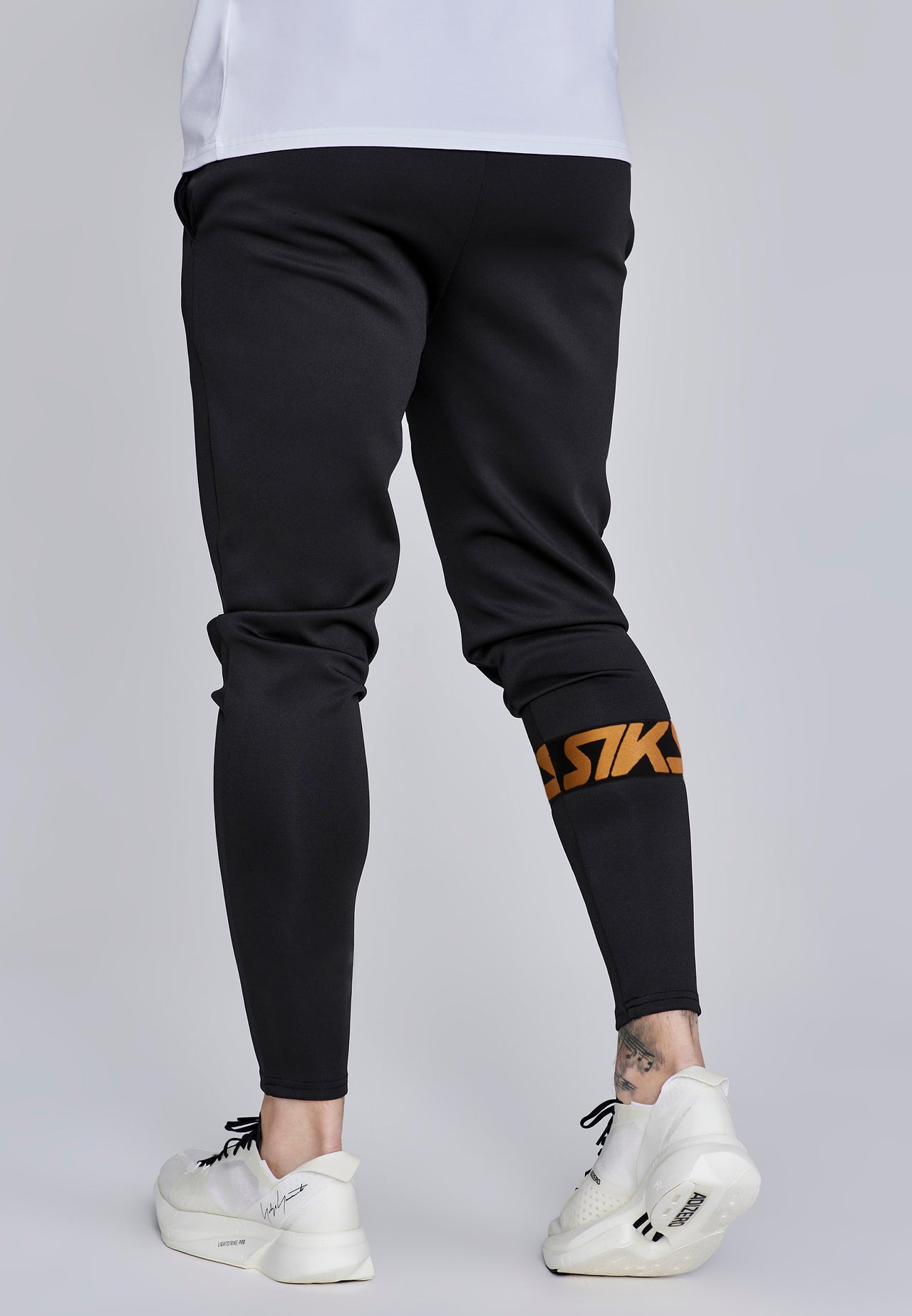 Black Dynamic Joggers (2)