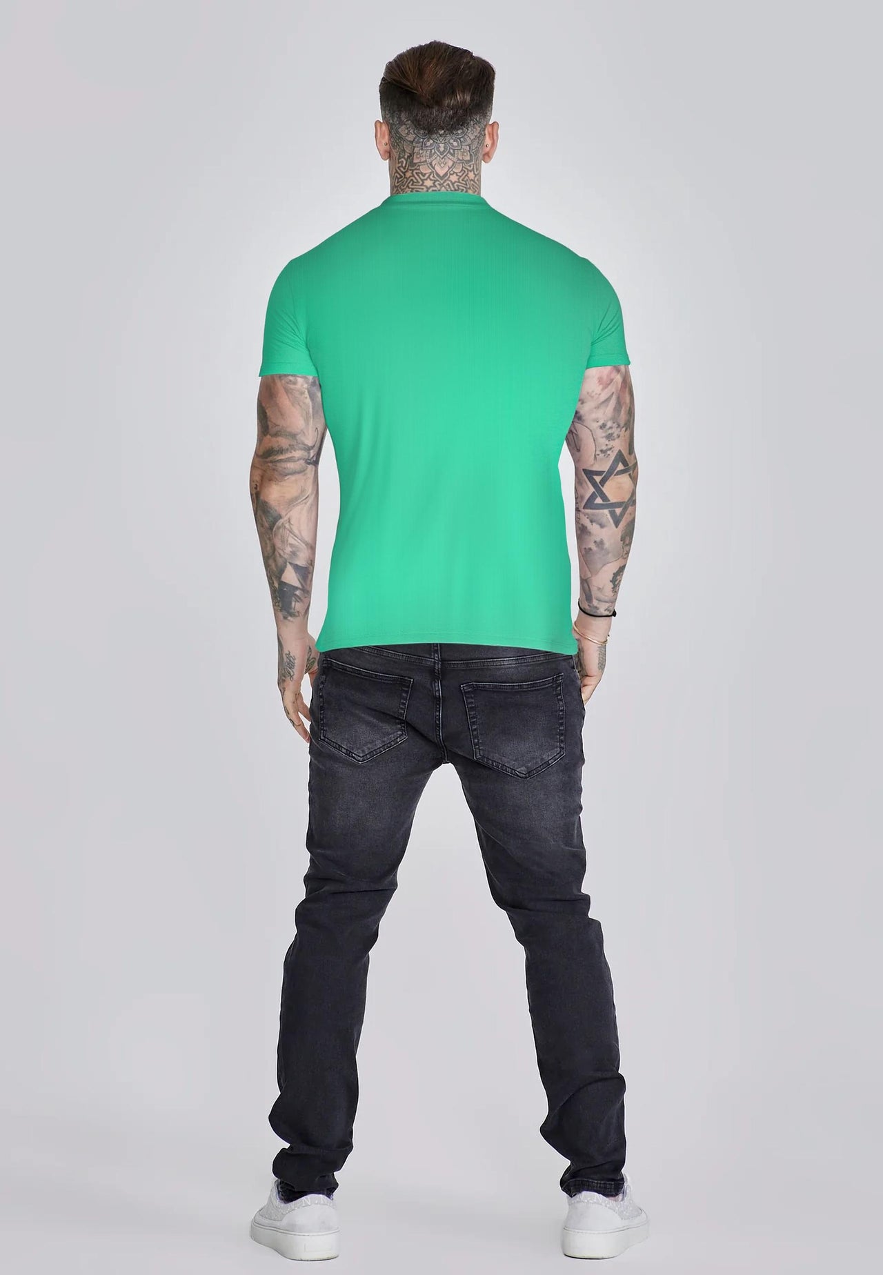 Green Essentials T-Shirt (4)