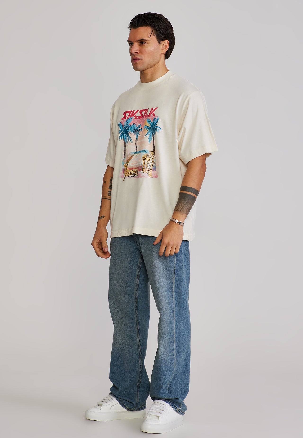 Ecru Graphic T-Shirt (3)