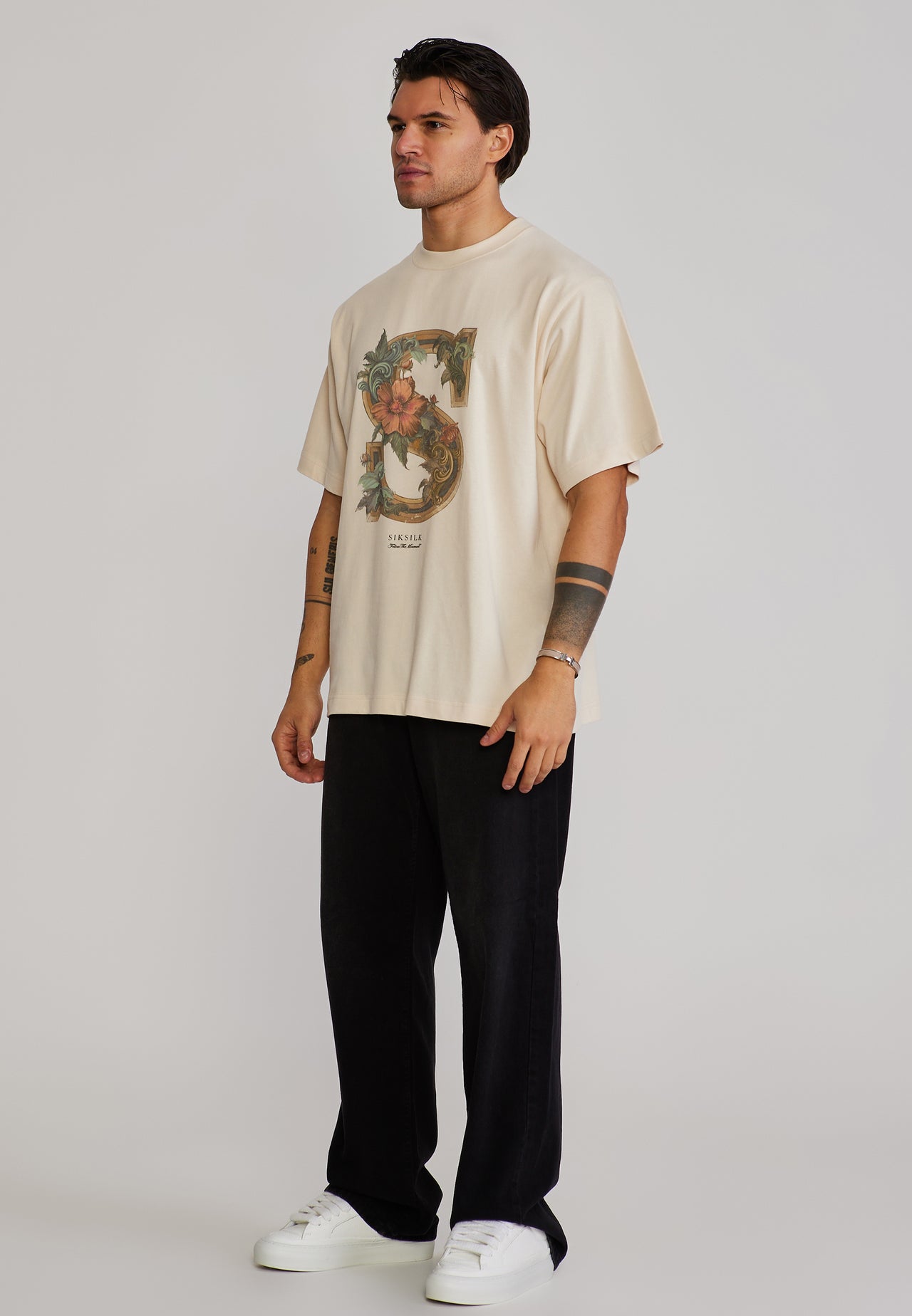Ecru Graphic T-Shirt (3)
