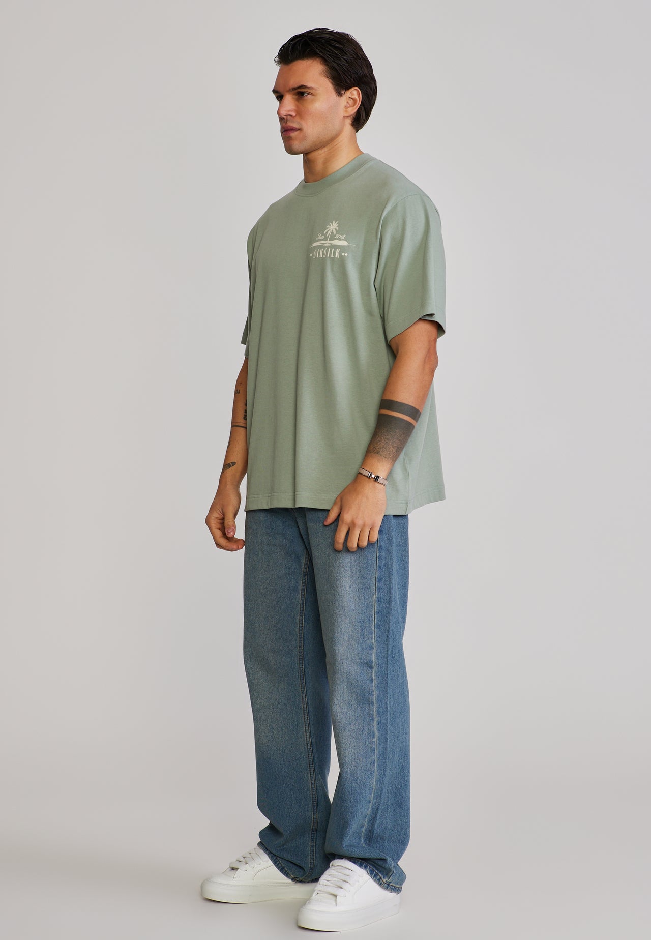 Green Graphic T-Shirt (4)