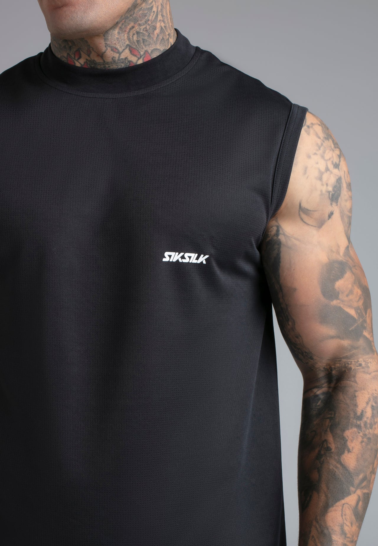 Black Sleeveless T-Shirt (1)