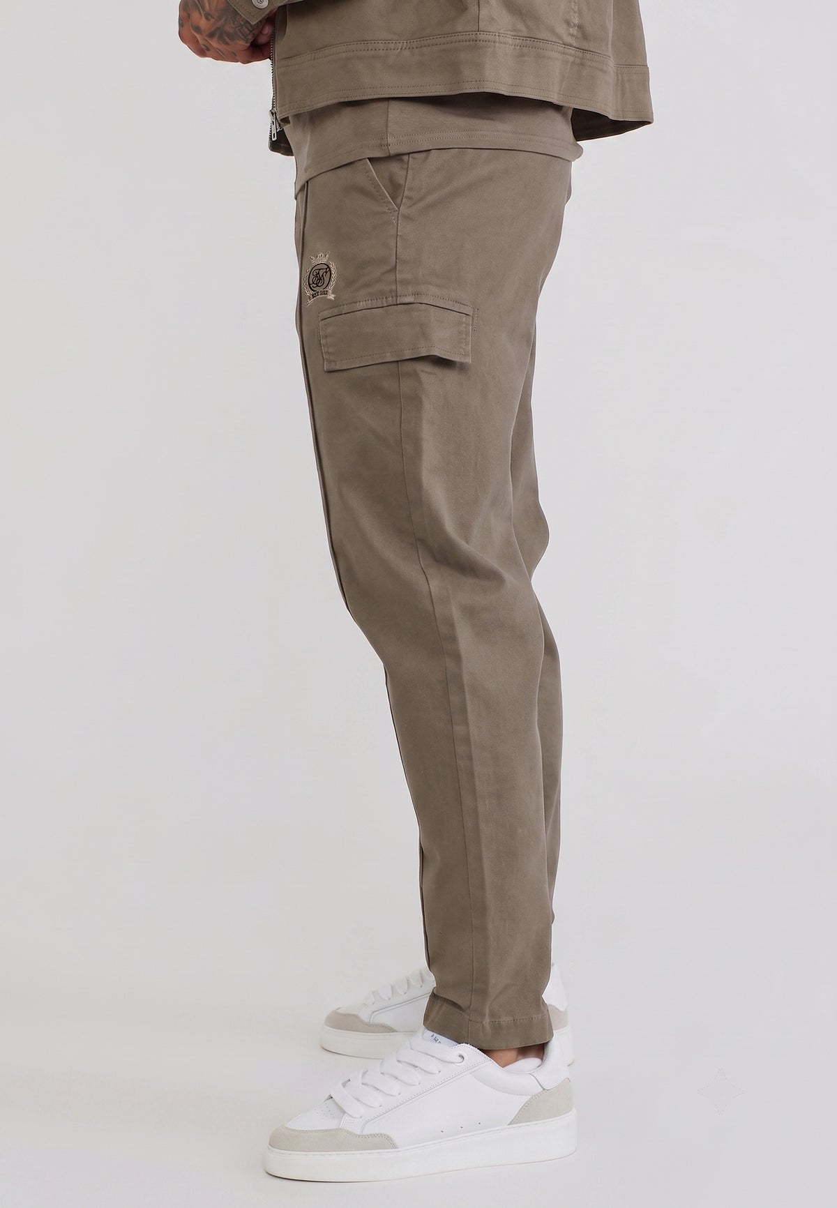 Brown Pleated Chino Pants (2)