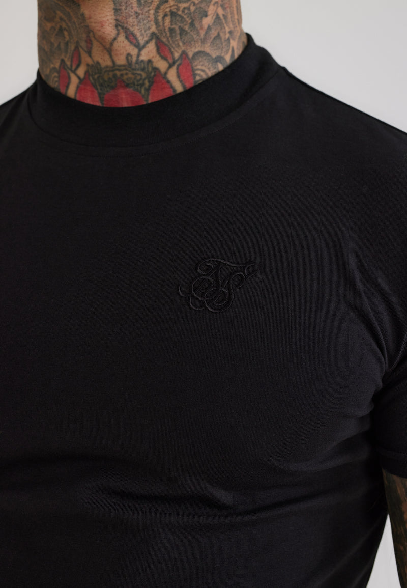 Black Muscle Fit T-Shirt (1)