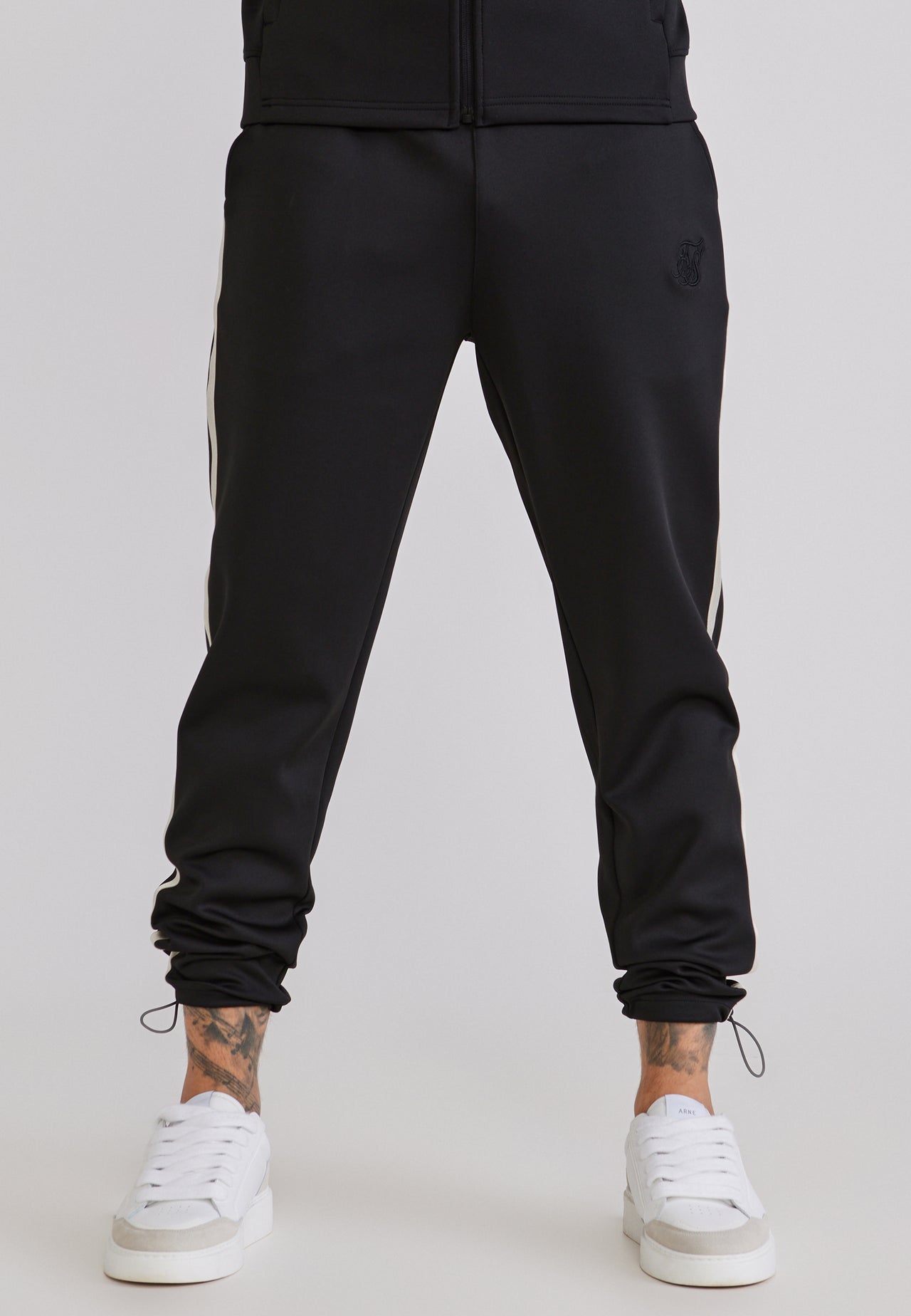 Black Hoodie and Joggers Set (2)