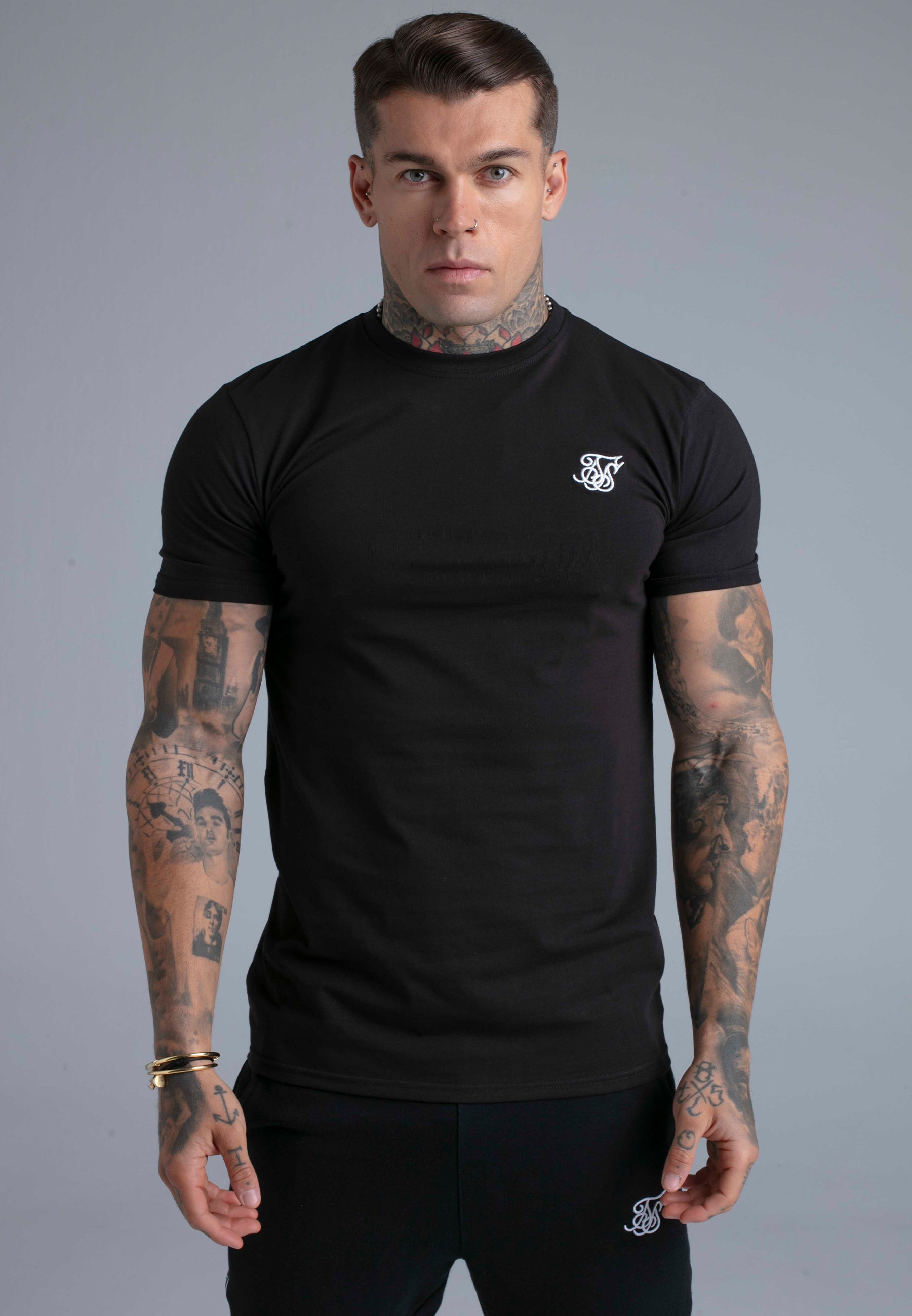 SikSilk Mens Black Essentials T-Shirt | SikSilk UK