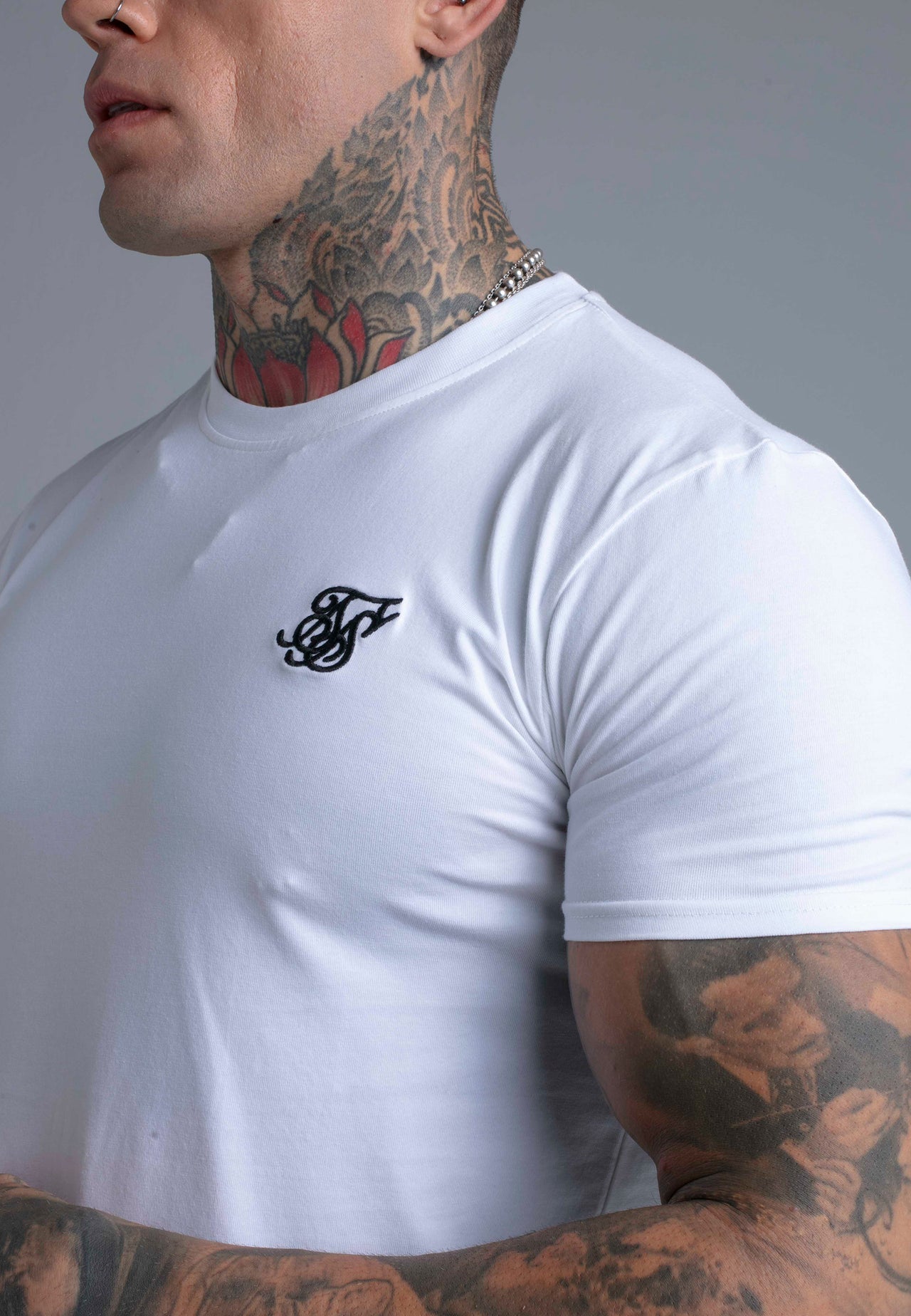 Essentials T-Shirt (1)