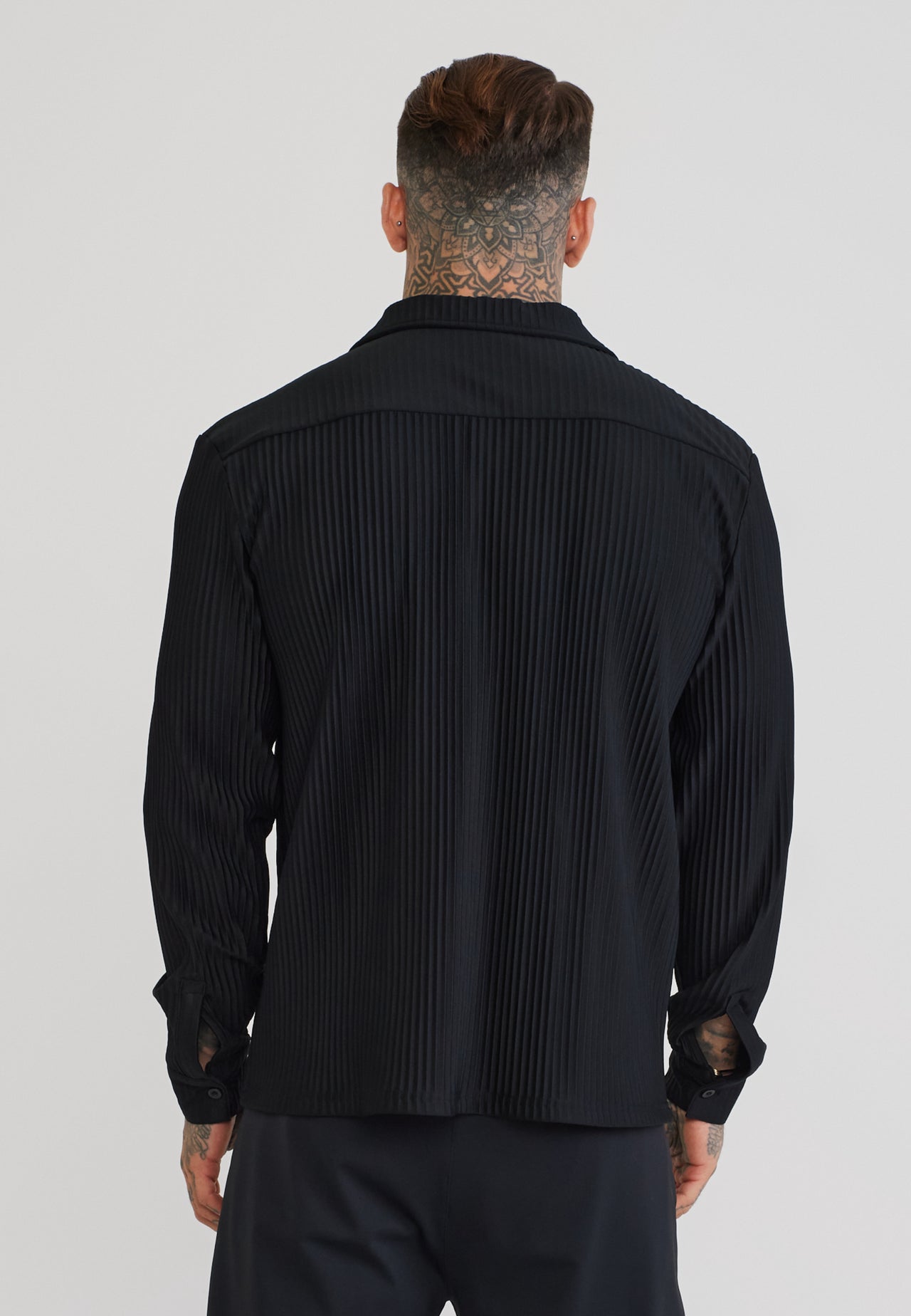 Black LS Plisse Shirt (4)