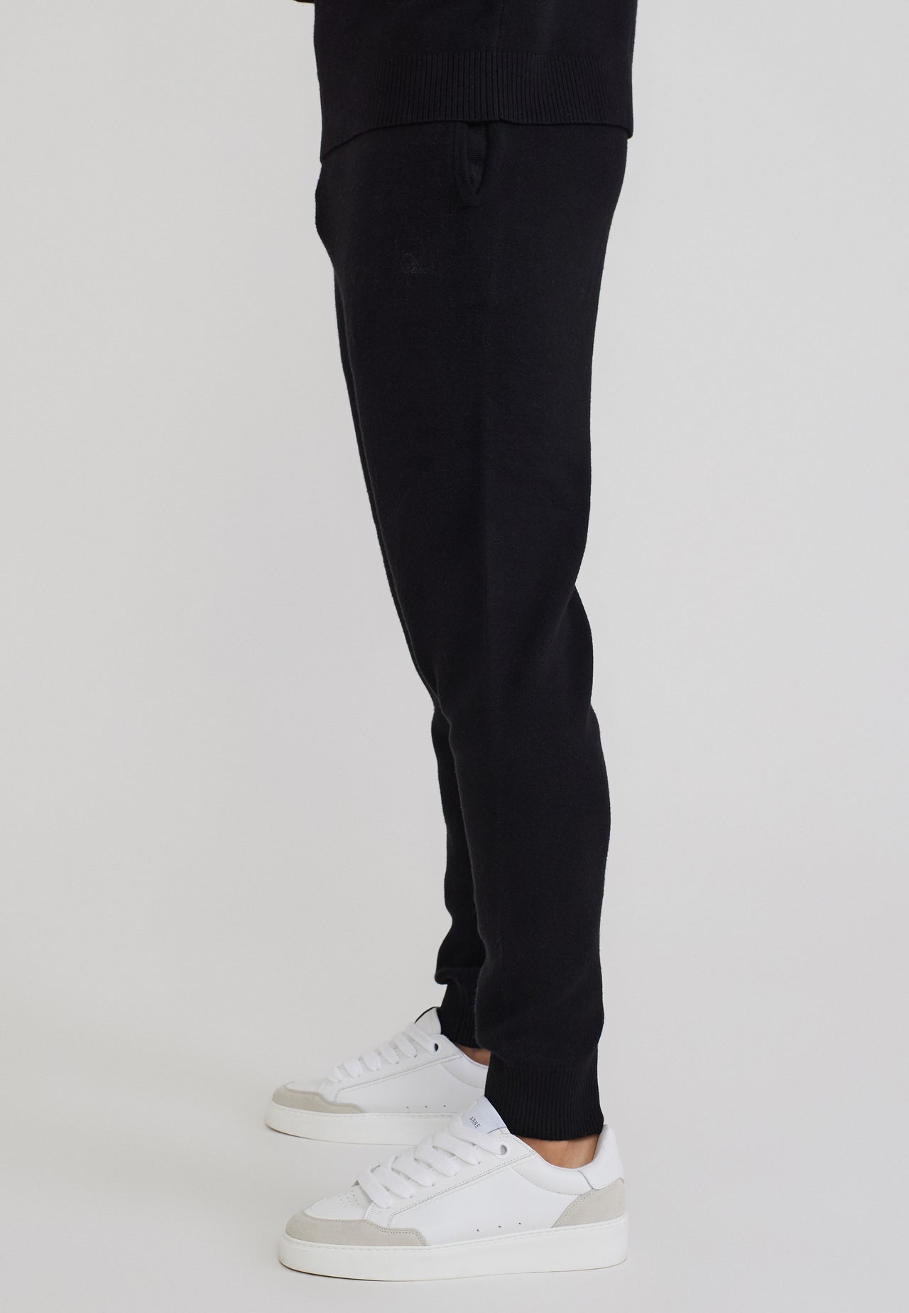 Black Knitted Joggers (2)