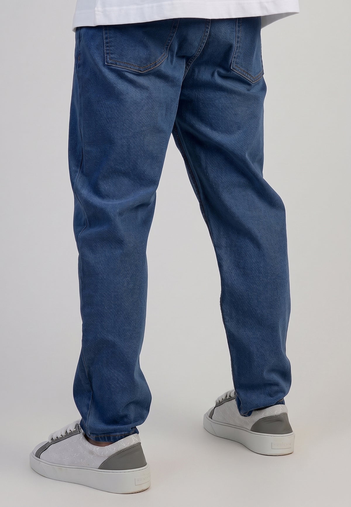Washed Light Blue Tapered Fit Jeans (2)