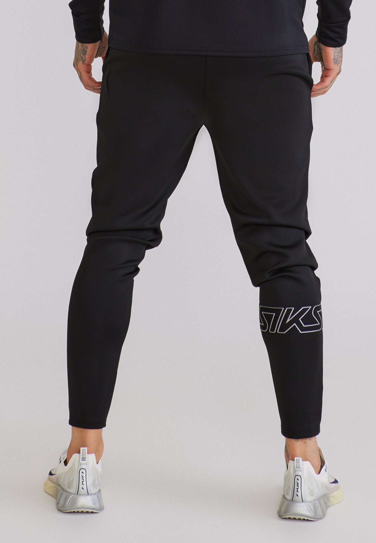 Black Dynamic Joggers (4)
