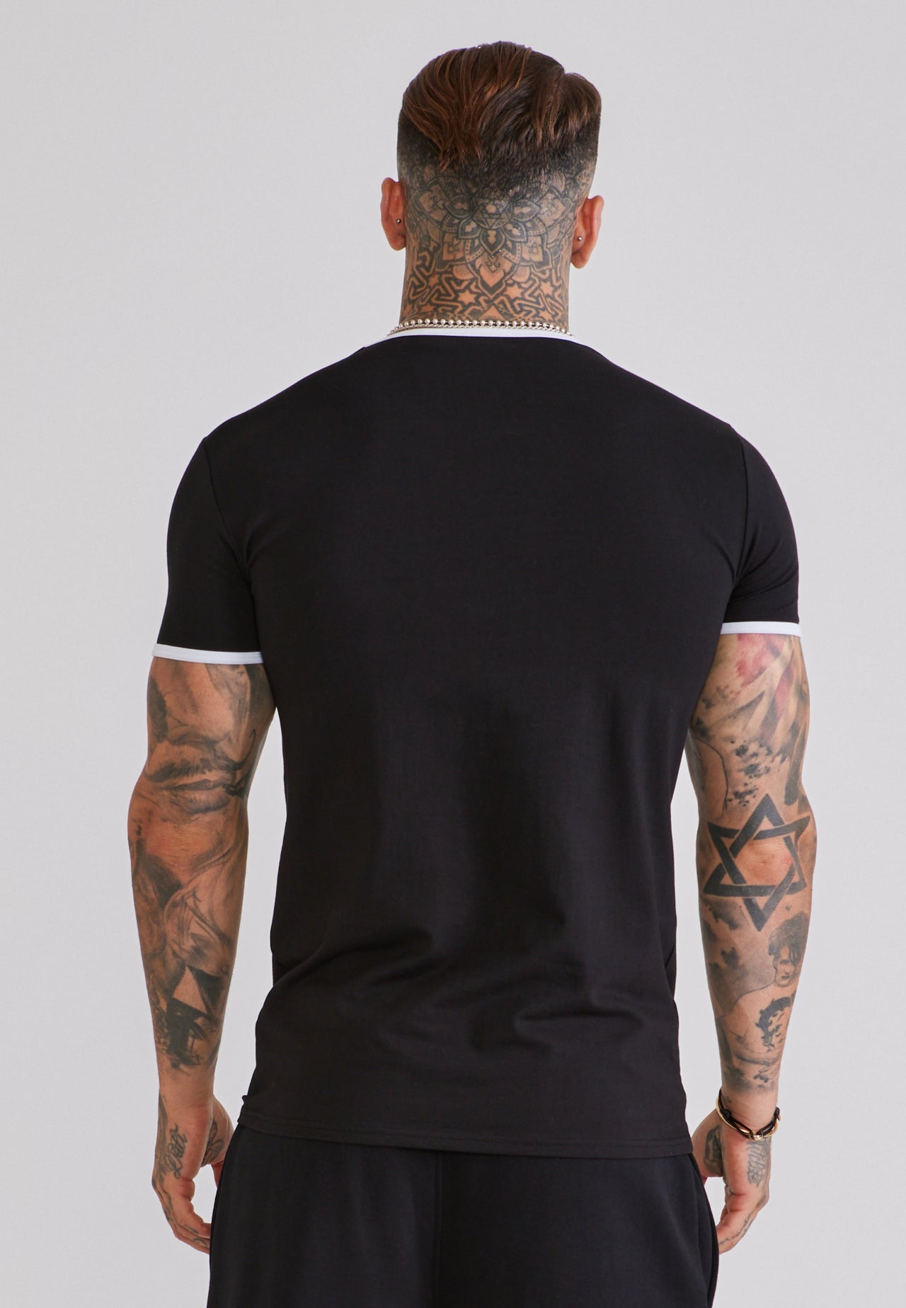 Black and White Ringer T-Shirt (4)