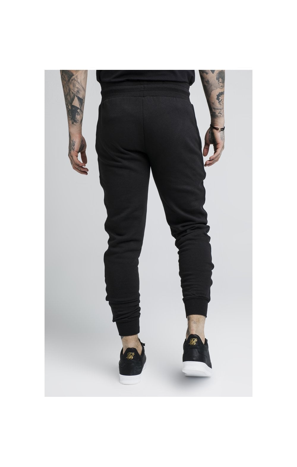 SikSilk Muscle Fit Jogger - Black (3)