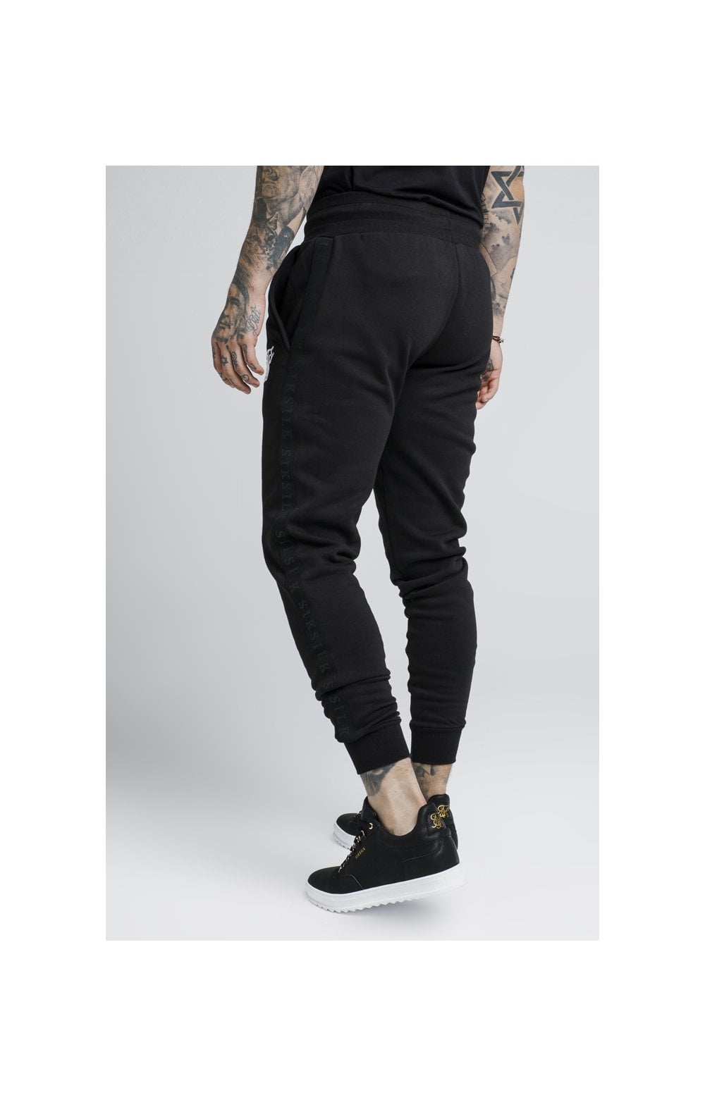 SikSilk Muscle Fit Jogger - Black (4)