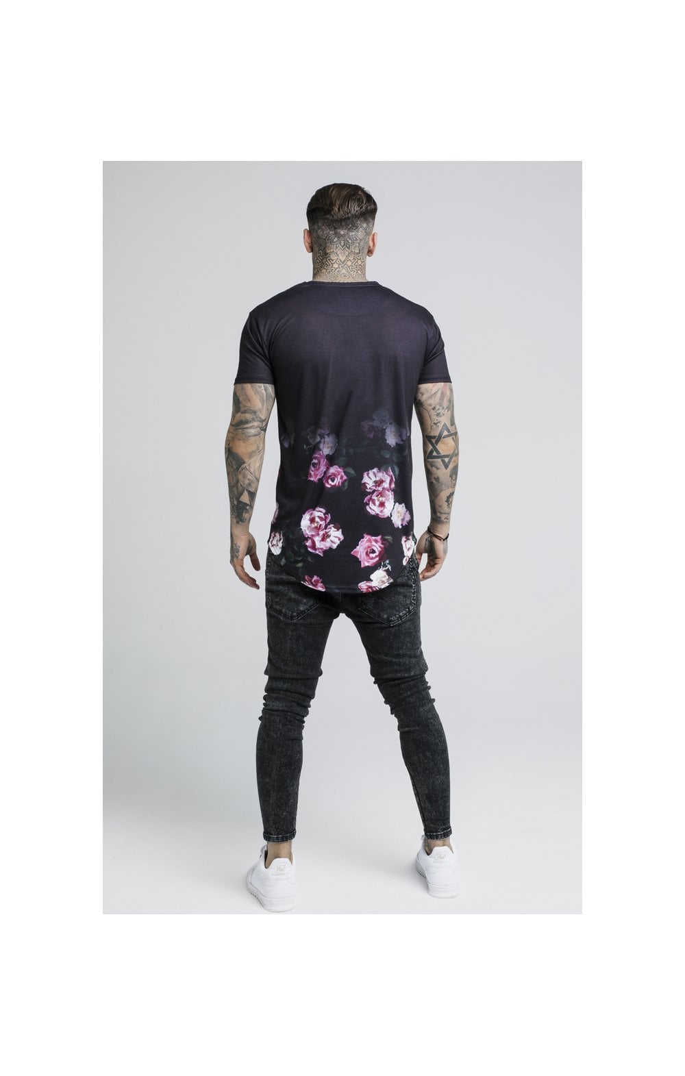 SikSilk S/S Oil Paint Fade Curved Hem Tee – Black (4)