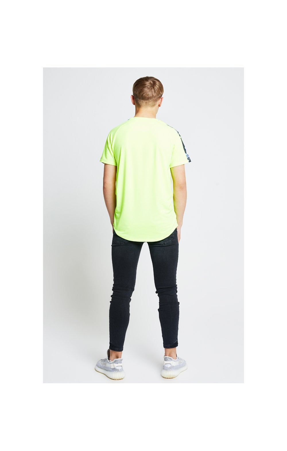 Illusive London Camo Panel Tee – Neon Yellow (6)