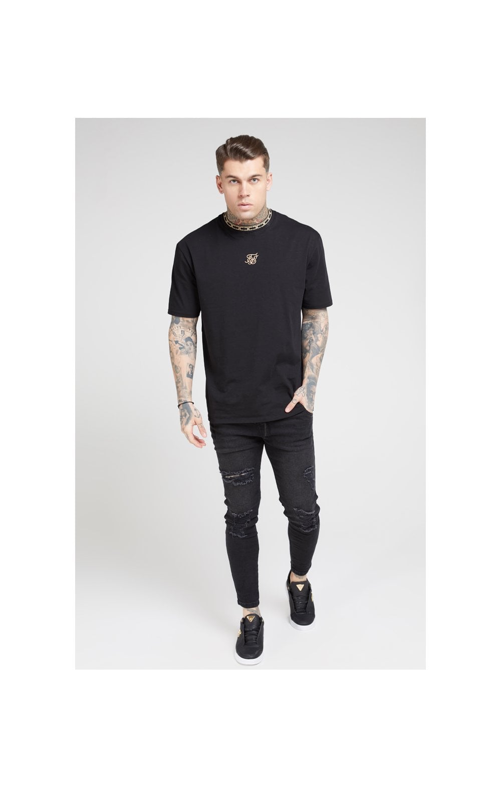 Load image into Gallery viewer, SikSilk Tape Collar Essential Tee - Black &amp; Gold (2)
