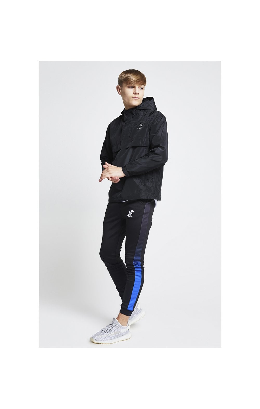 Illusive London Lightweight 1/4 Zip Jacket – Black (4)