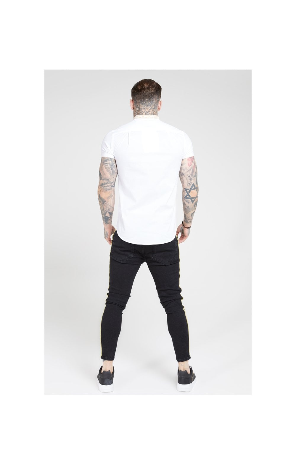 Load image into Gallery viewer, SikSilk S/S Tape Collar Shirt – White &amp; Gold (5)