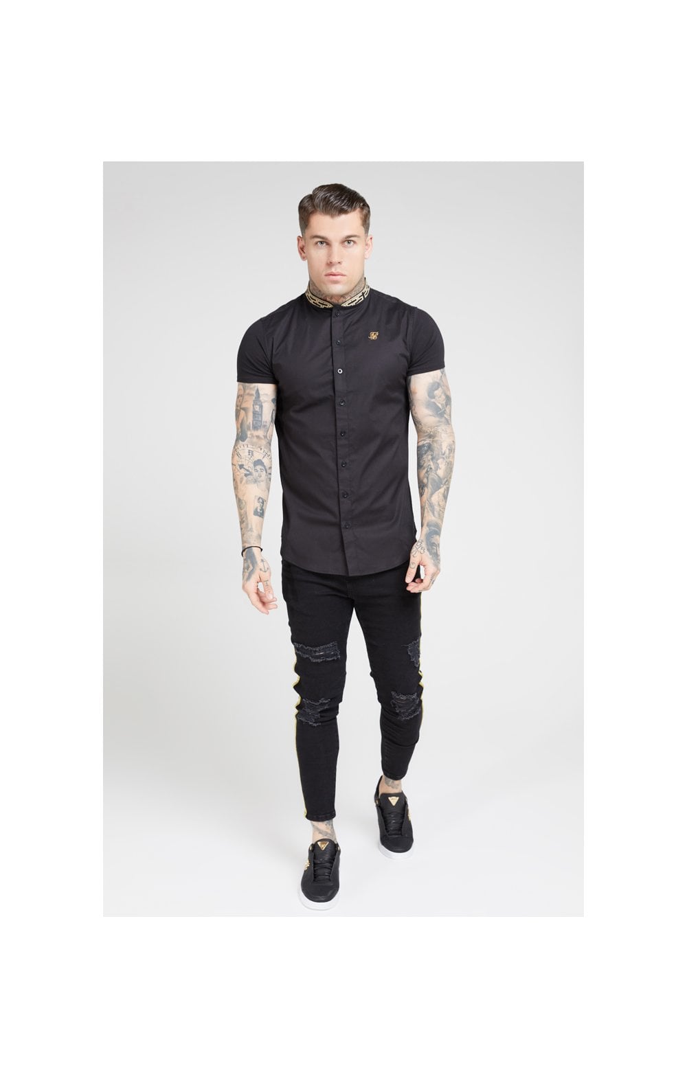 Load image into Gallery viewer, SikSilk S/S Tape Collar Shirt – Black &amp; Gold (4)