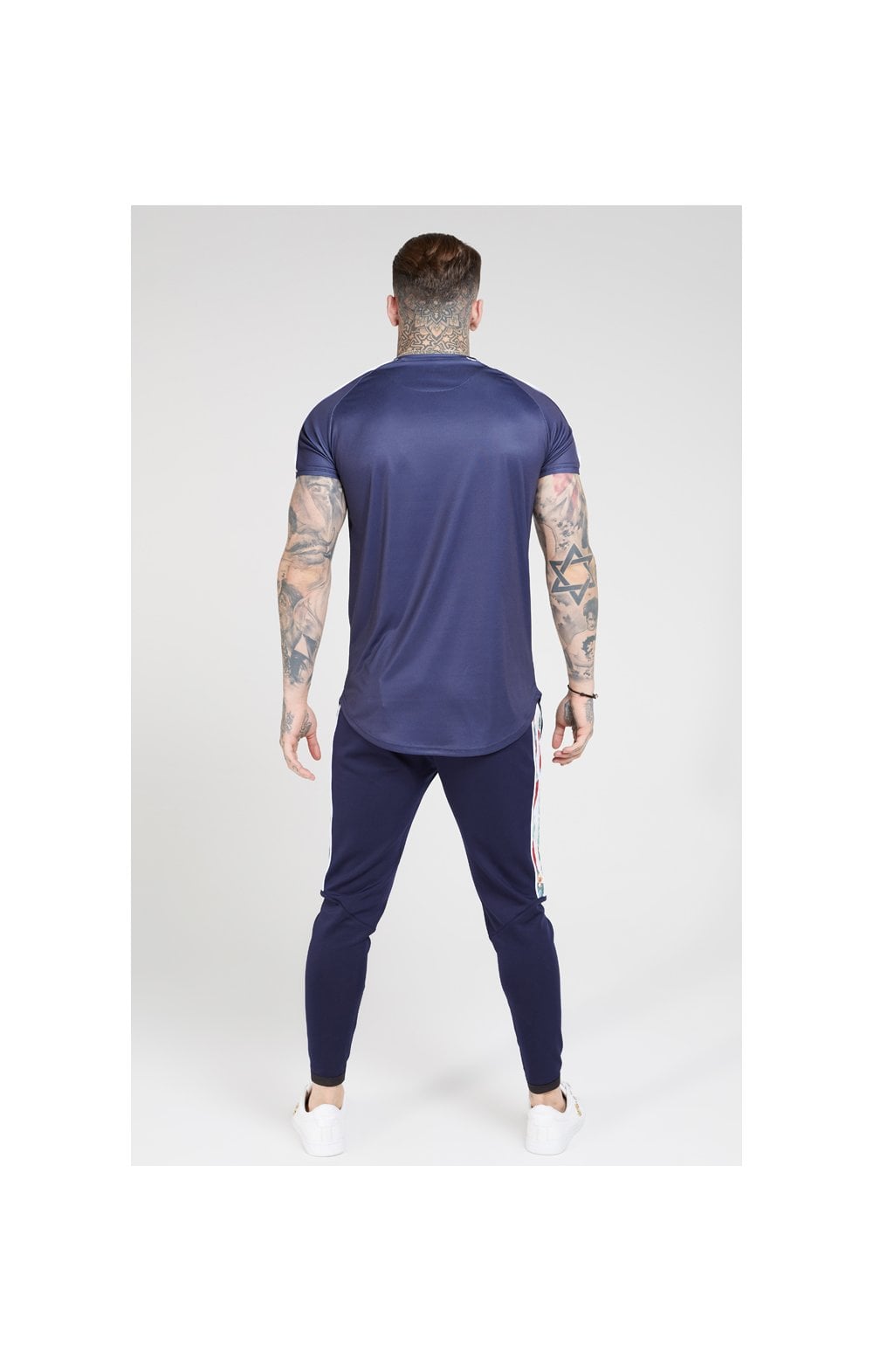 Load image into Gallery viewer, SikSilk Curved Hem Raglan Tee – Eclipse (5)