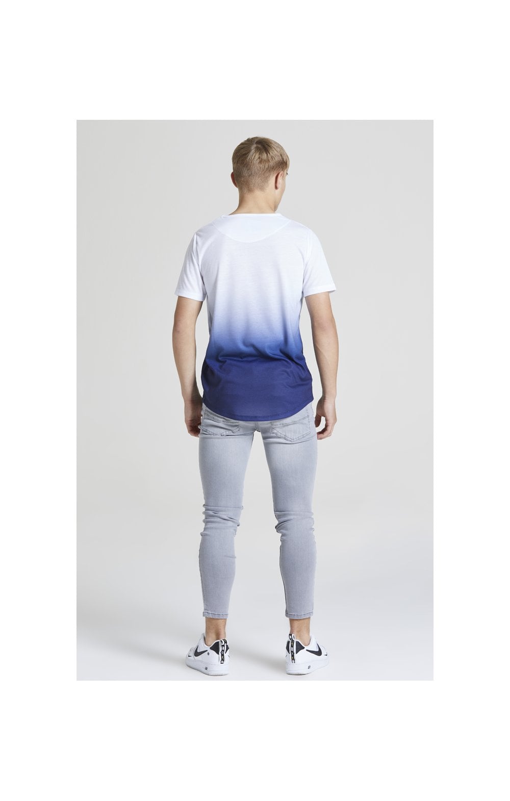 Illusive London Core Fade Tee – White & Navy (4)