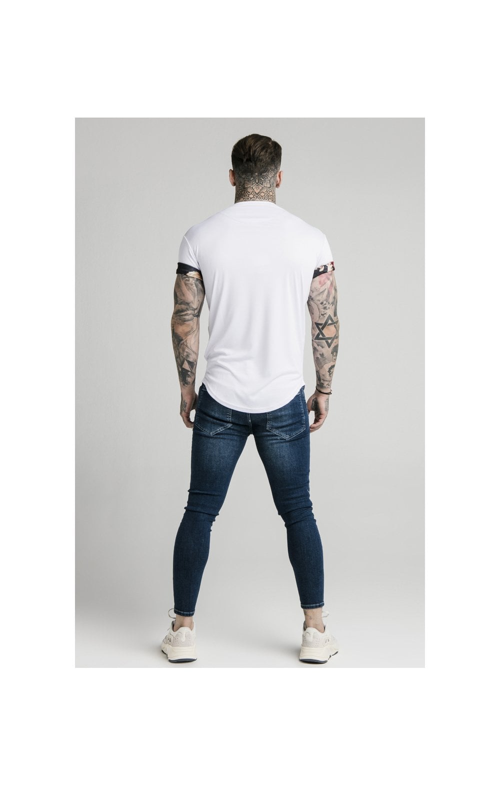 SikSilk S/S Roll Sleeve Tee – White & Floral Animal (5)