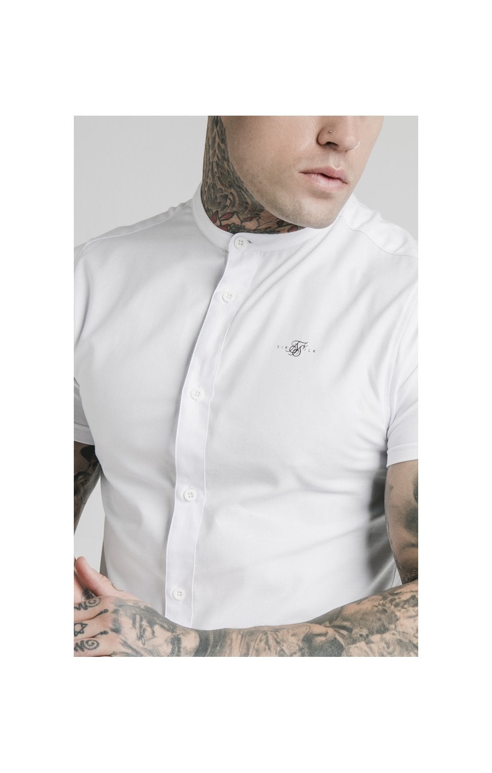 White Short Sleeve Standard Collar Shirt (1)