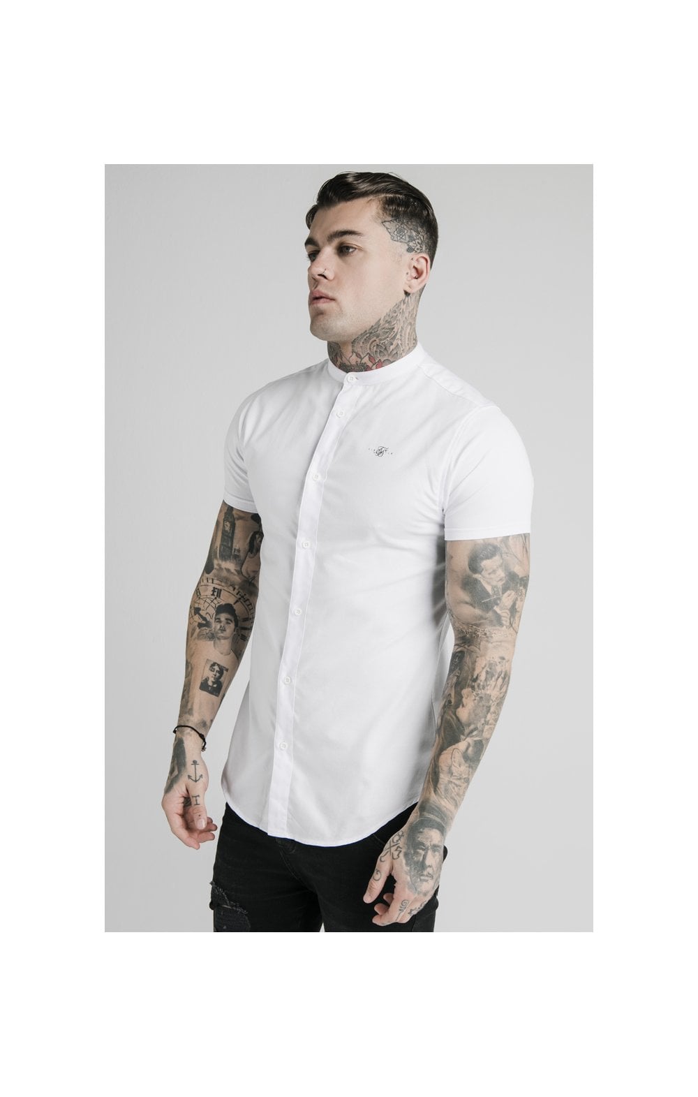 White Short Sleeve Standard Collar Shirt