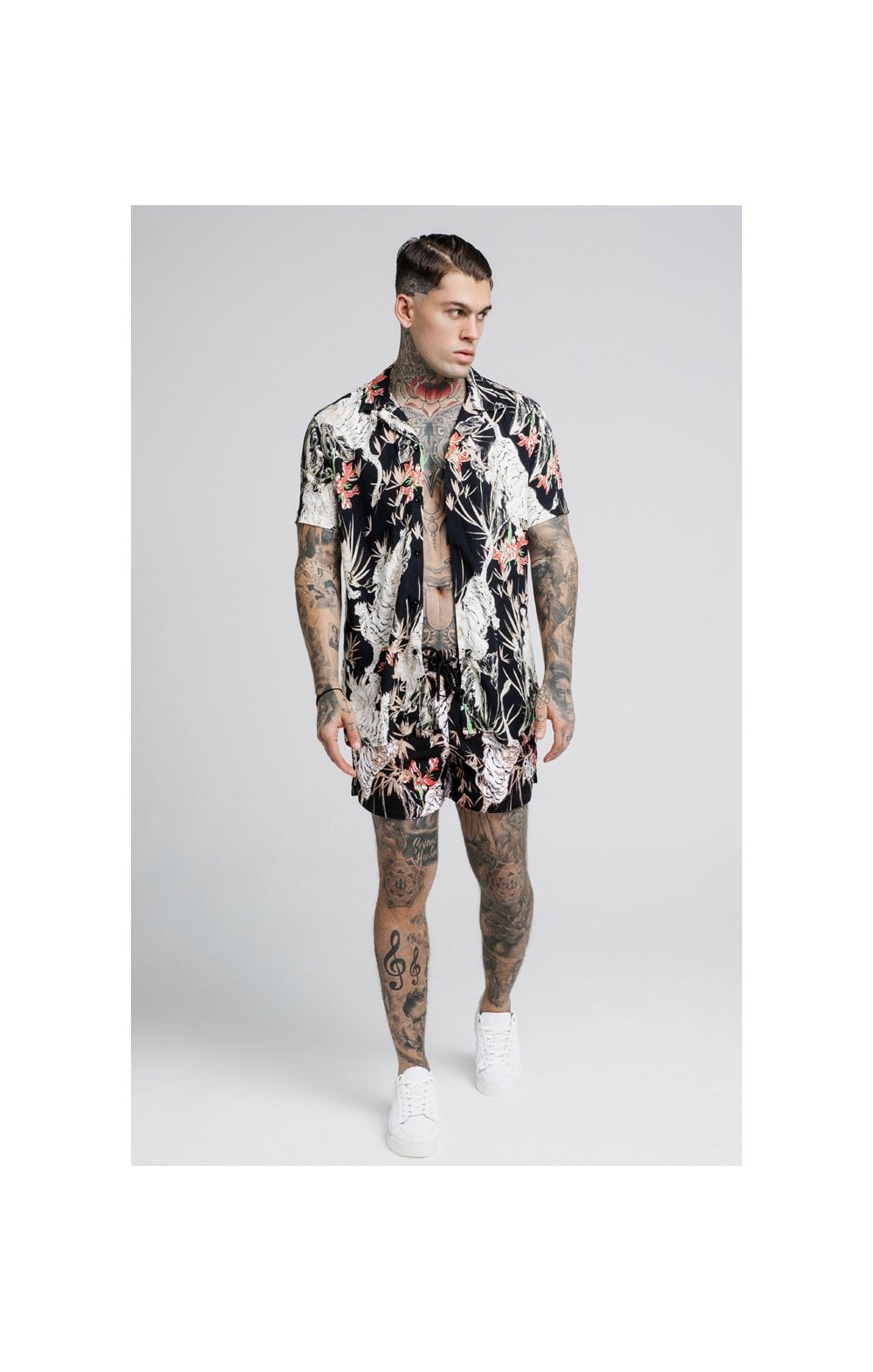 SikSilk Black Lion Resort Shirt – Black (3)